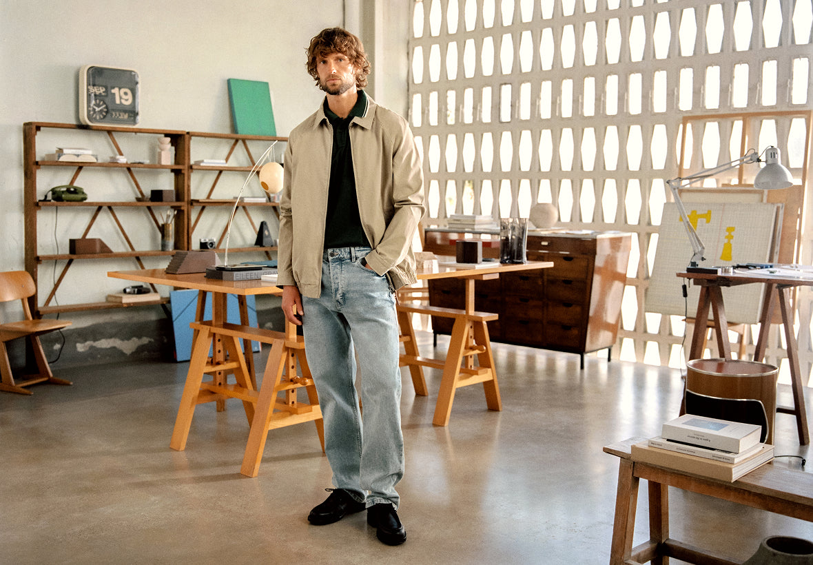 070925_mob_backtooffice_man_20