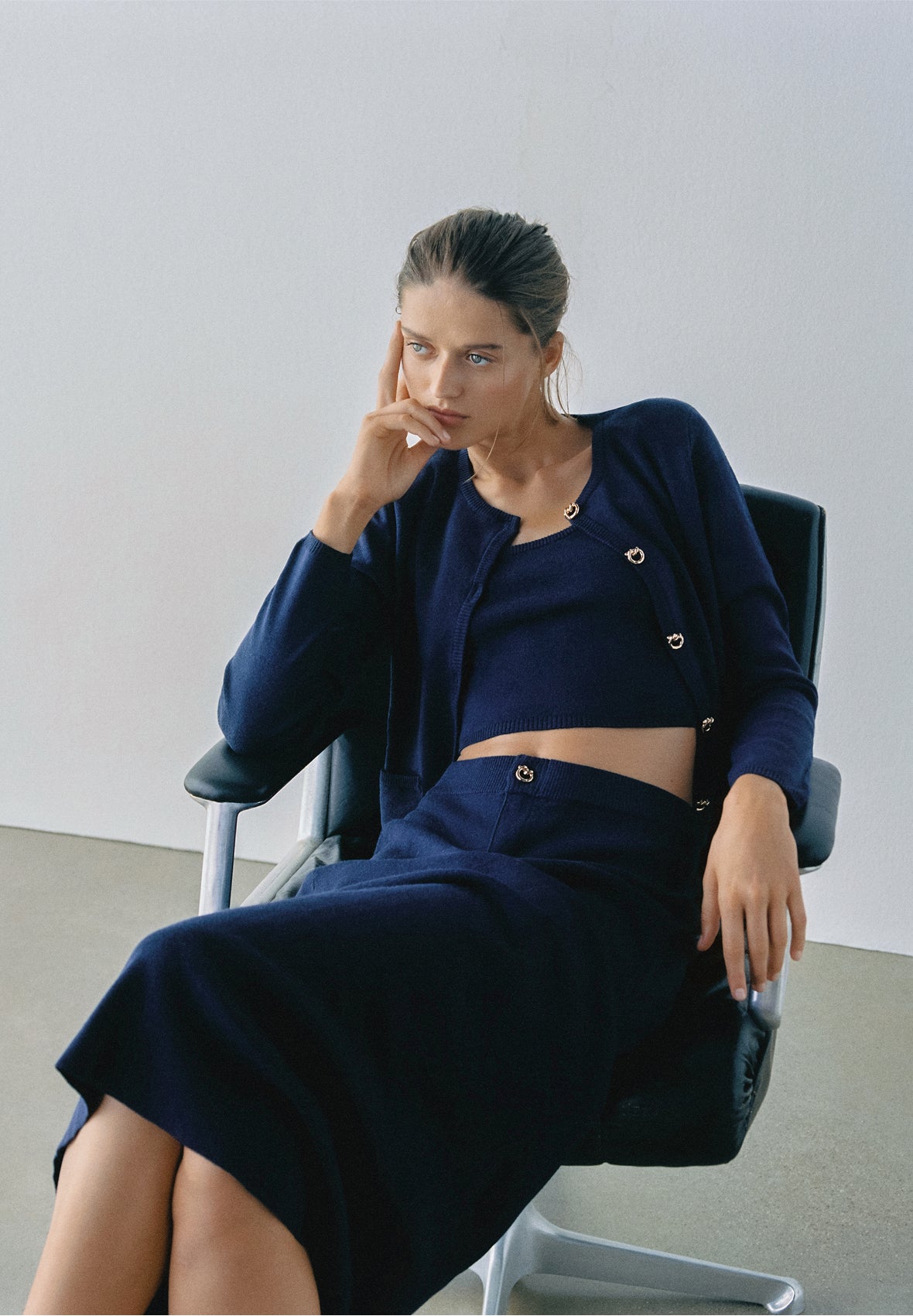 070925_mob_backtooffice_woman_16