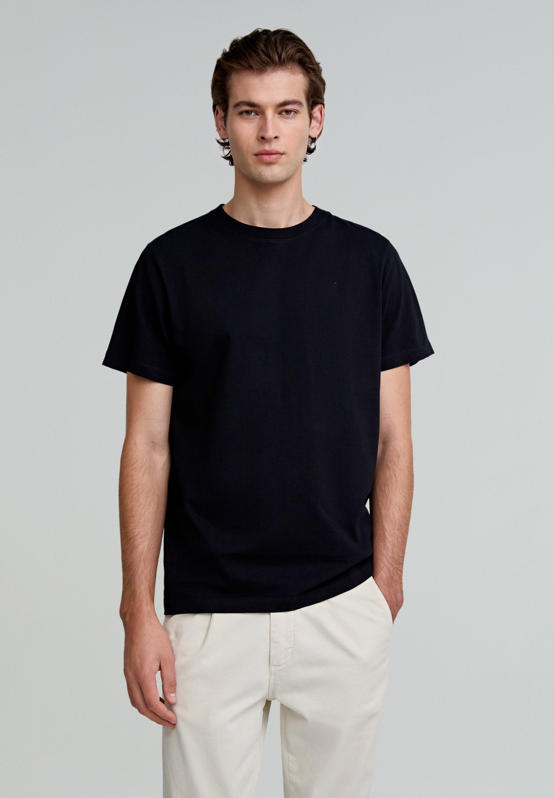 BASIC SKULL T-SHIRT