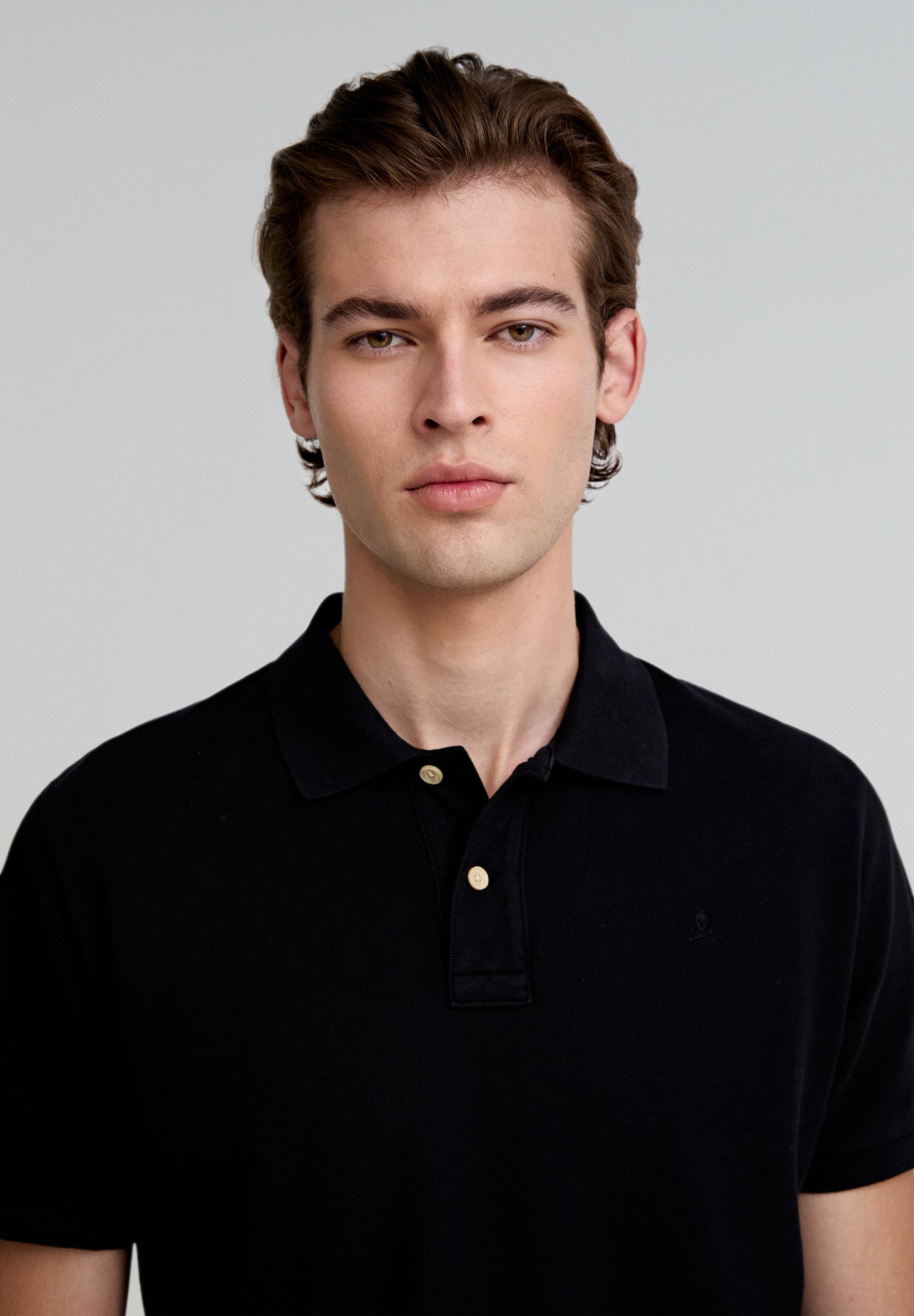 BASIC POLO SHIRT WITH SKULL DETAIL