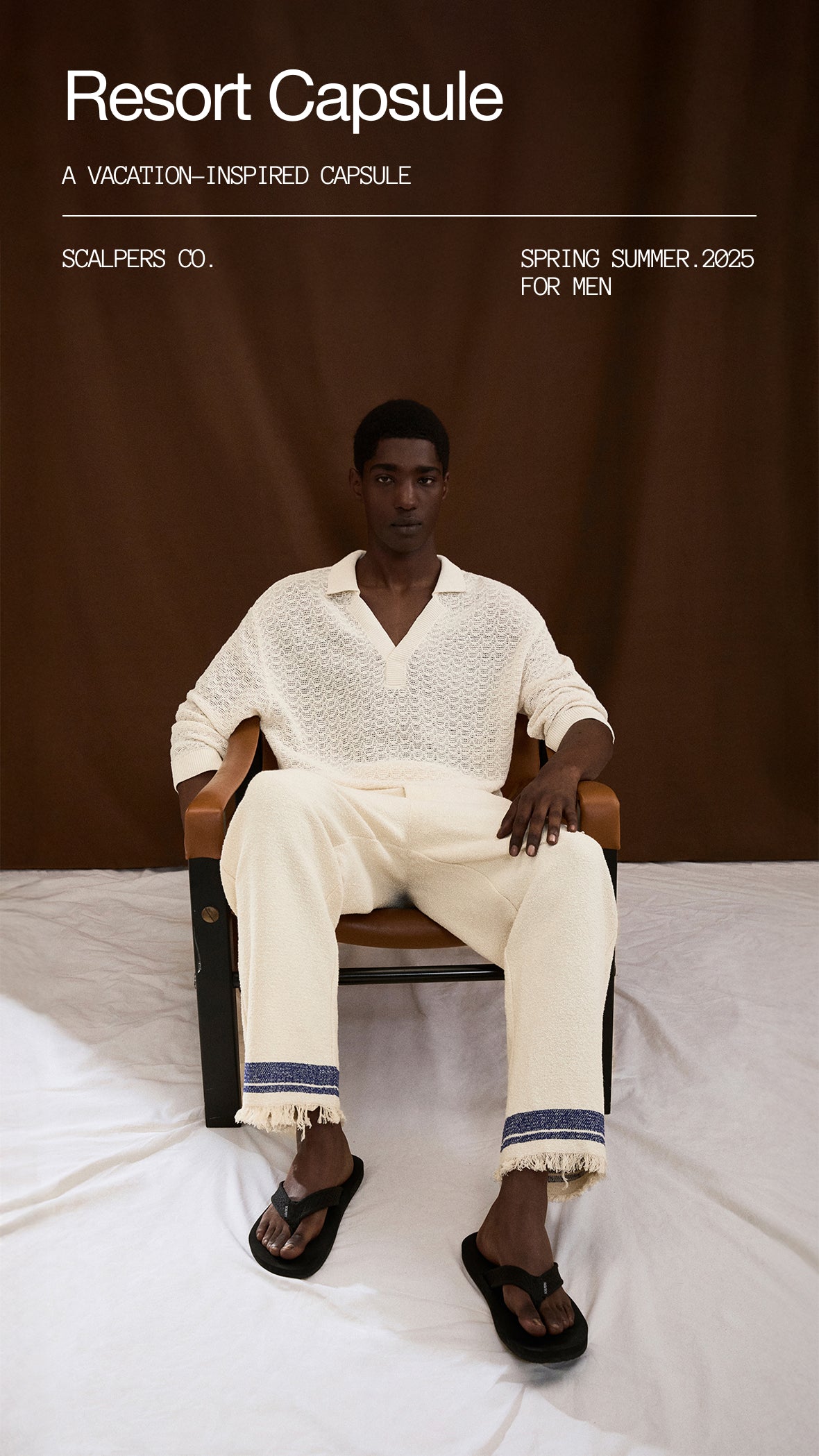 150625_mob_resort_capsule_man_01