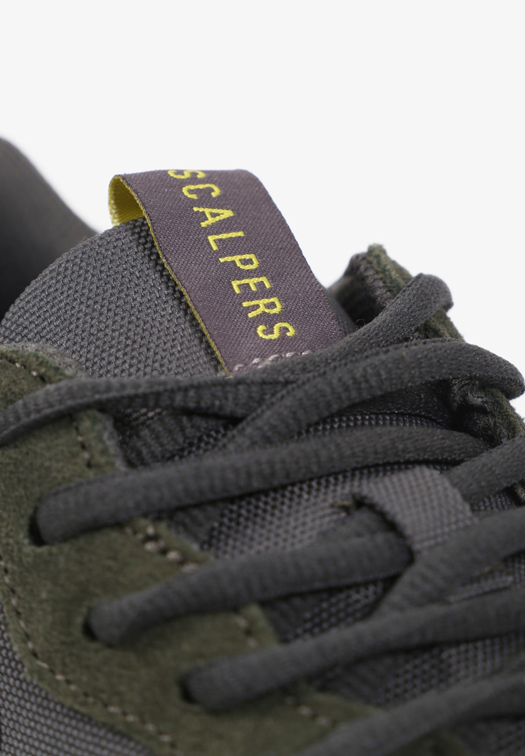SNEAKERS SERRAJE CANADIAN - Scalpers