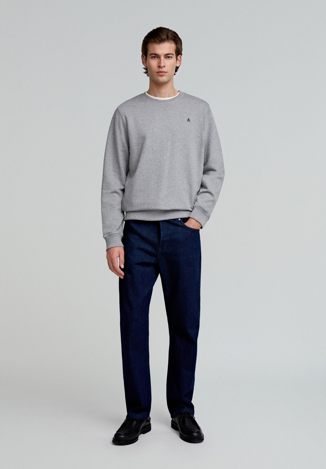 SUDADERA BÁSICA BORDADA CONTRASTE - Scalpers