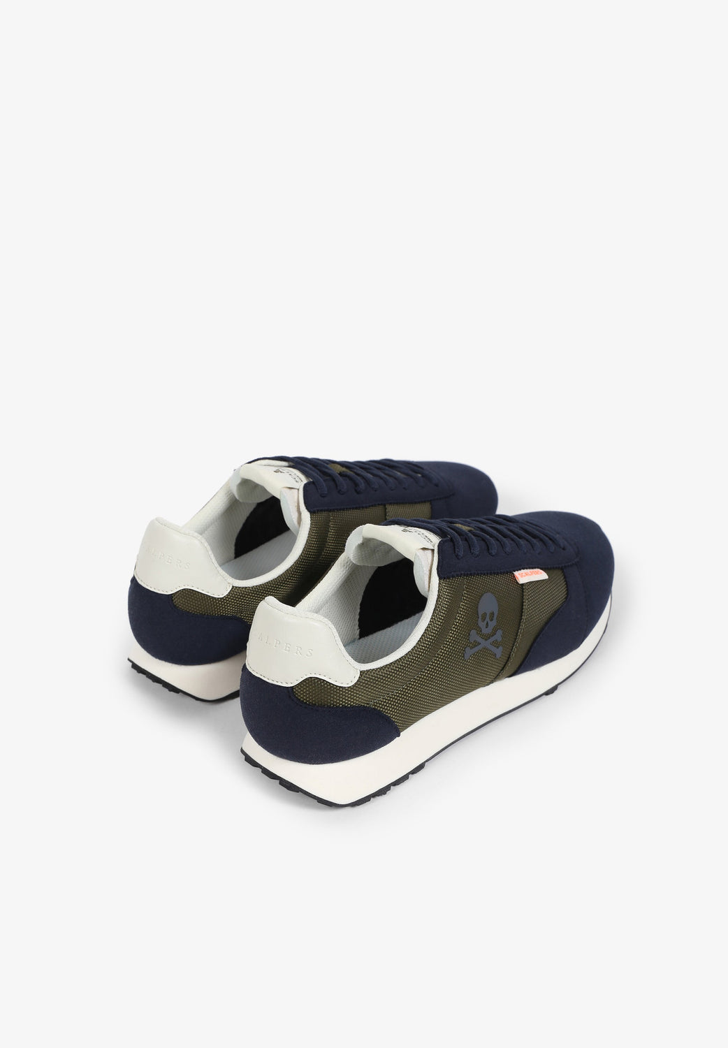 SNEAKERS BÁSICAS CALAVERA - Scalpers