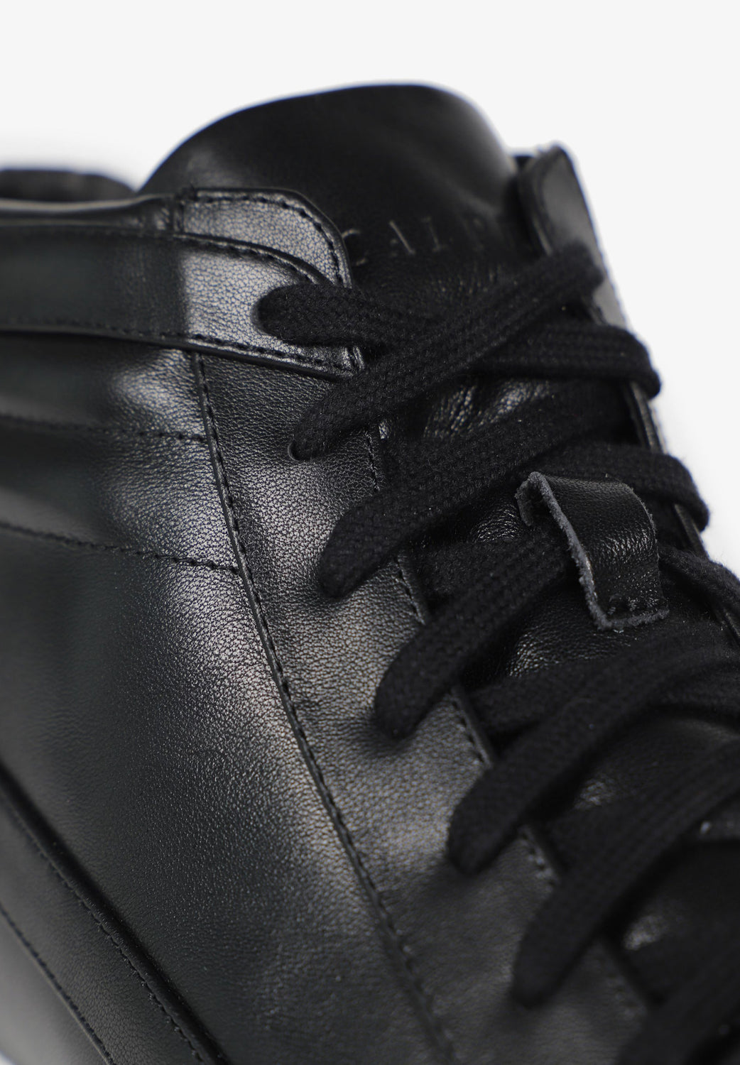 SNEAKERS ALTAS PIEL - Scalpers