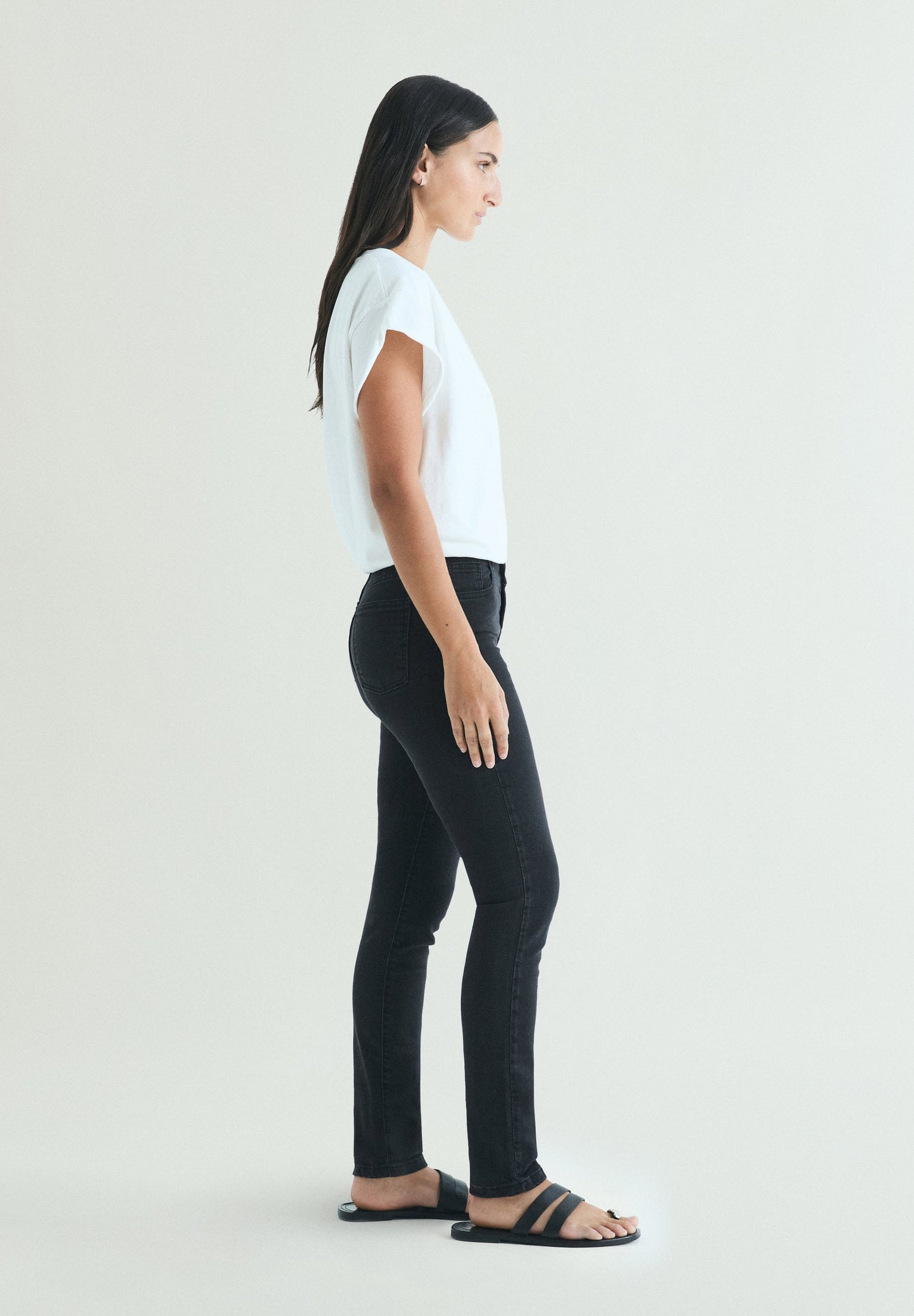 SKINNY JEANS WITH BUTTONS