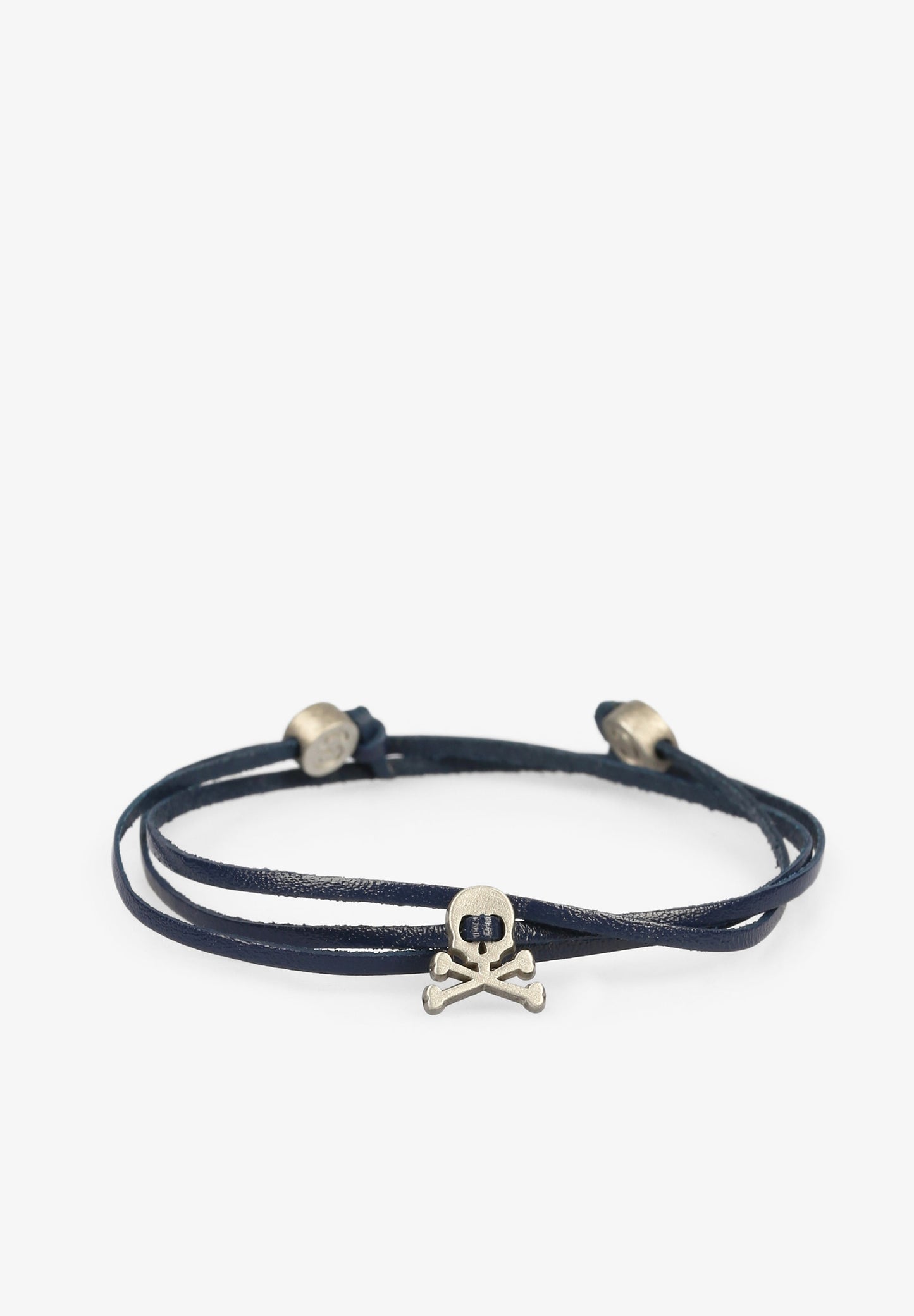 CORD BRACELET WITH SKULL