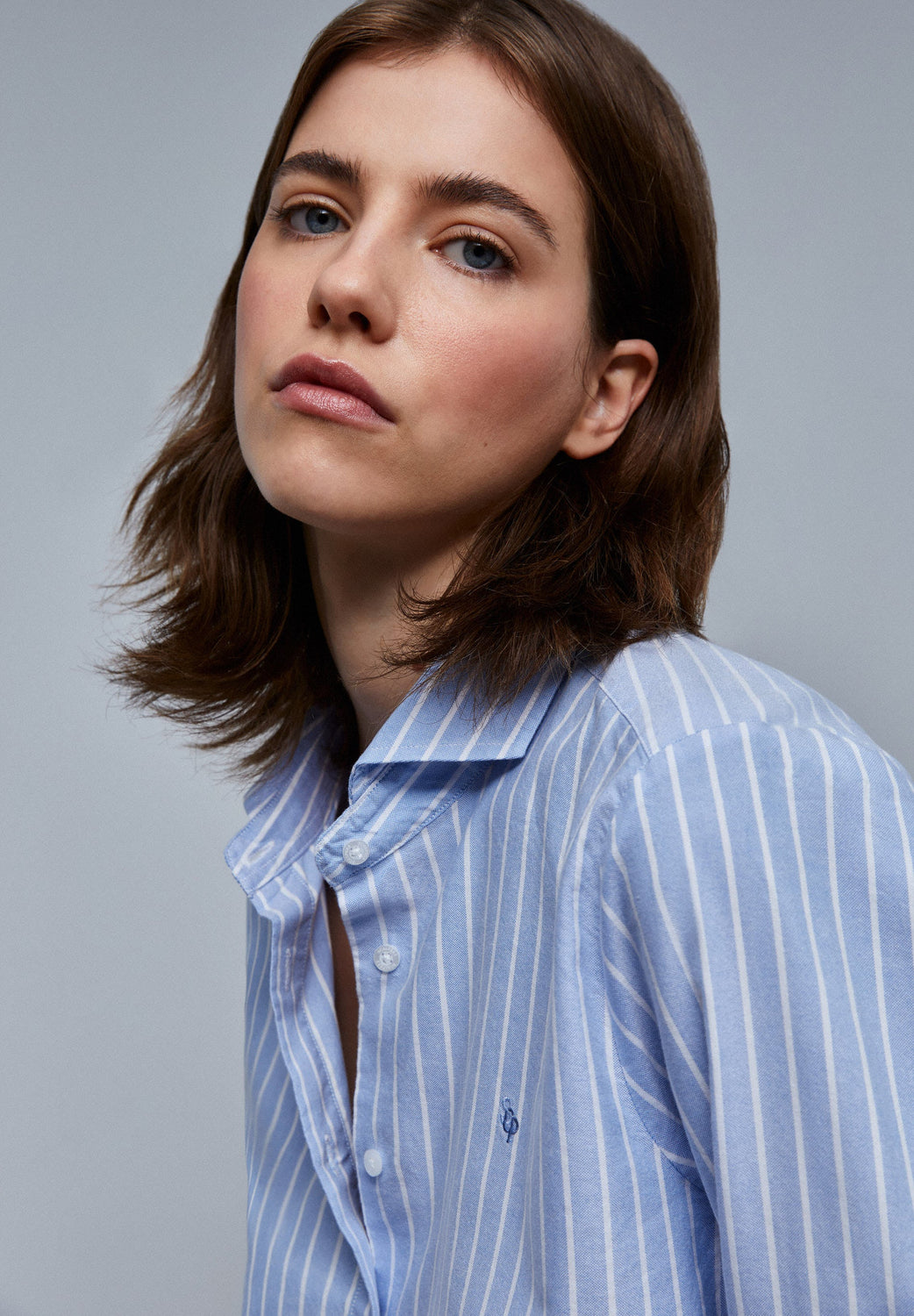 CAMISA CLÁSICA BORDADO PECHO - Scalpers