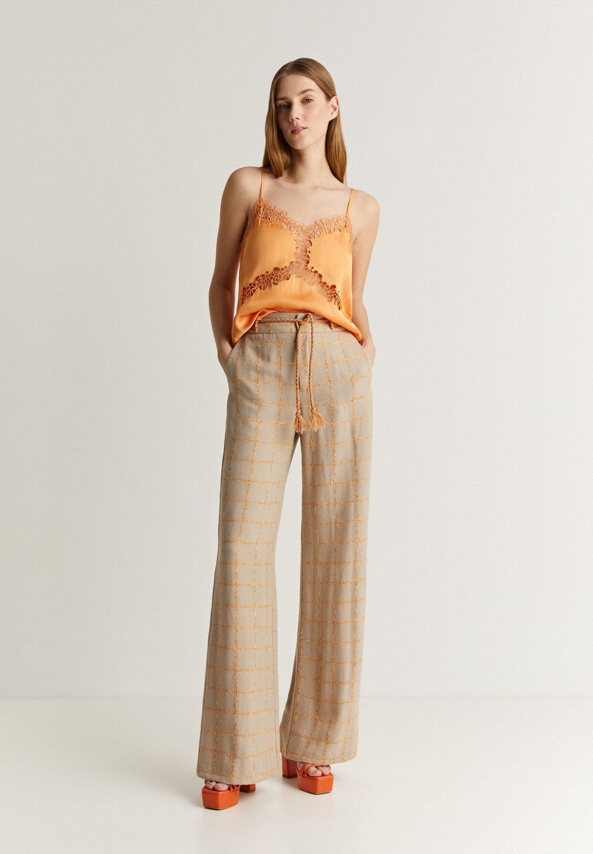 FLOWING CHECKED TROUSERS