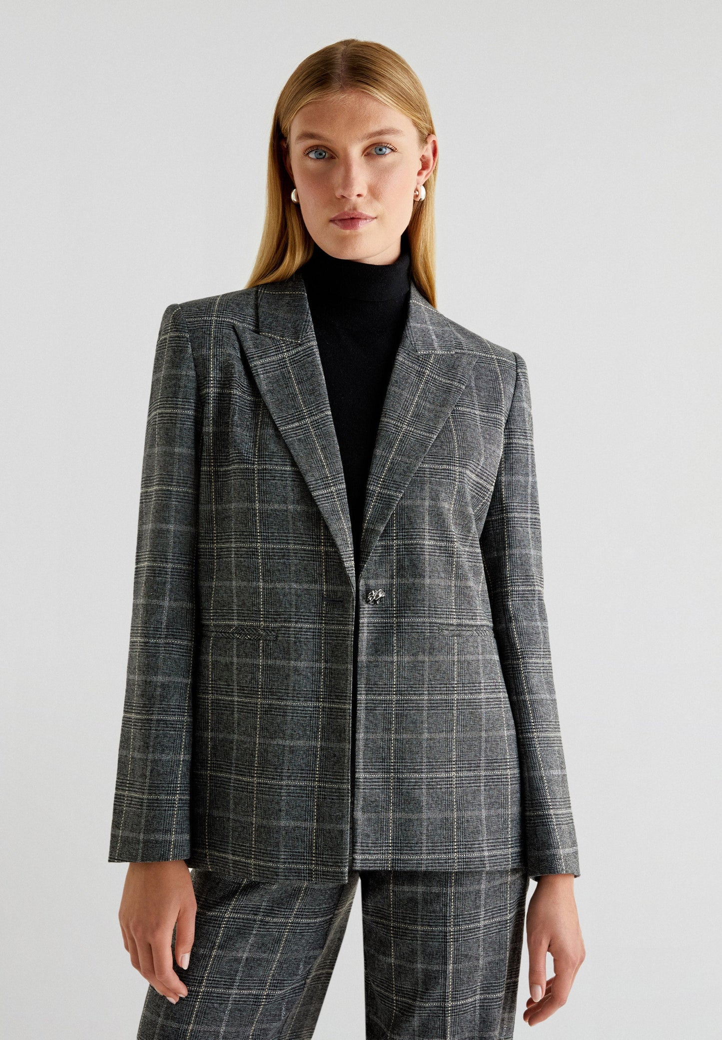 BLAZER À CARREAUX NOIRS