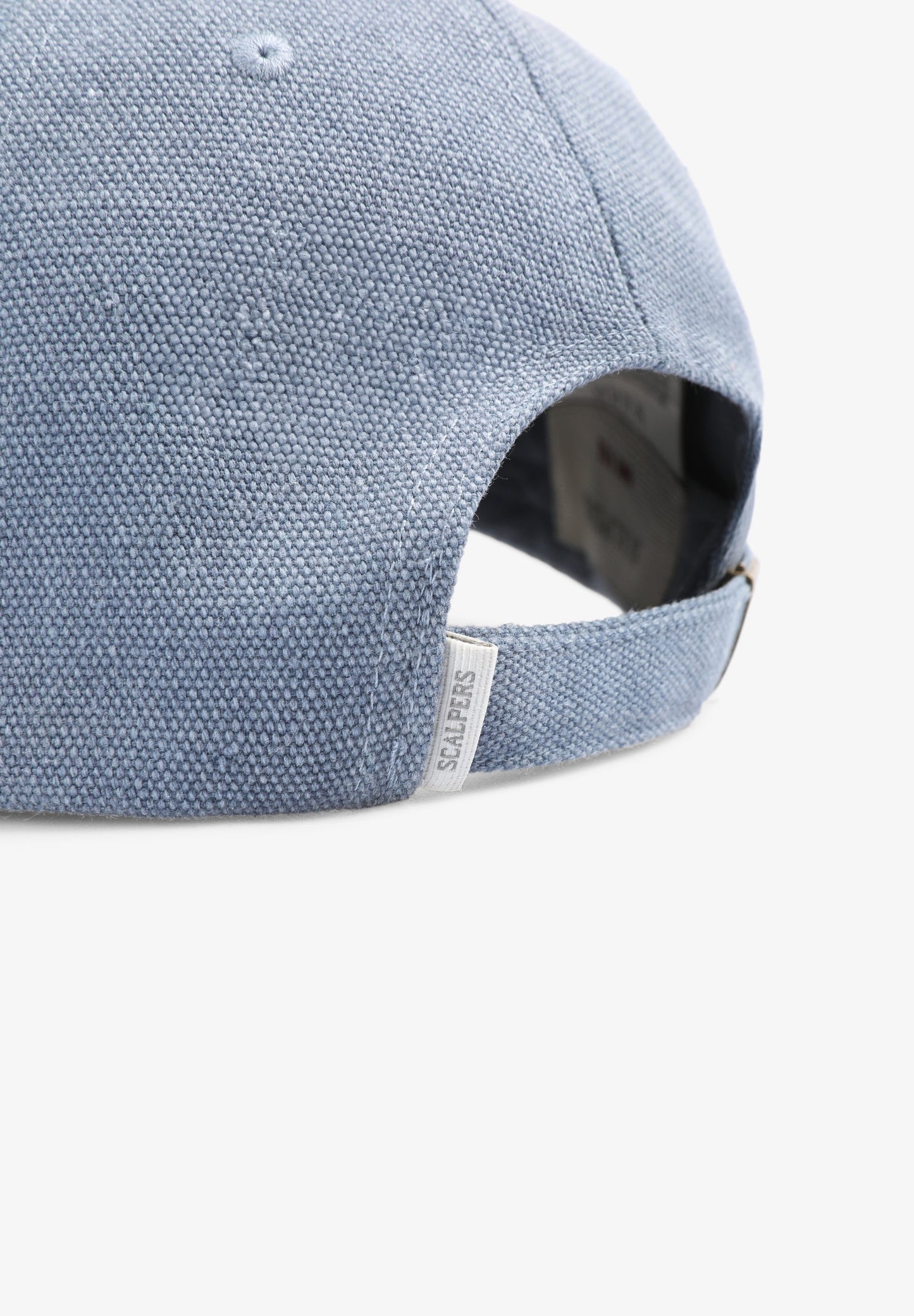 CAP WITH CONTRAST PATCH