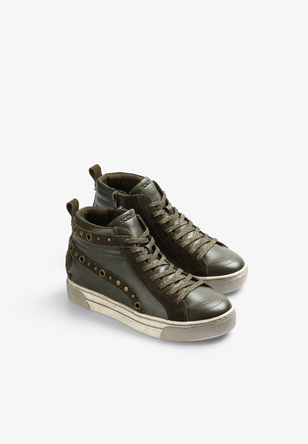 SNEAKERS BOTAS ALTAS TACHUELAS - Scalpers