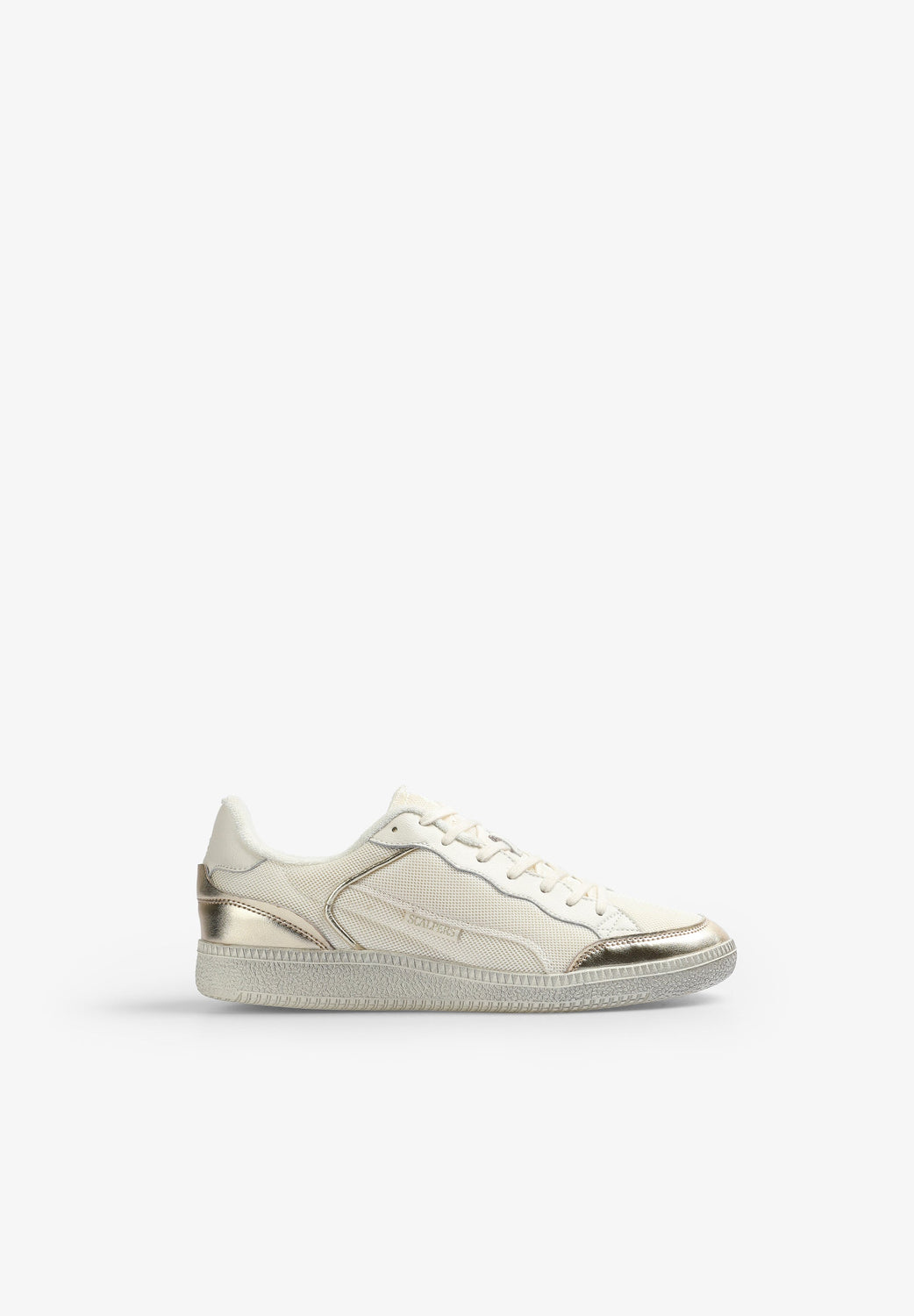 SNEAKERS ETIQUETA LOGO DETALLES METALIZADOS - Scalpers