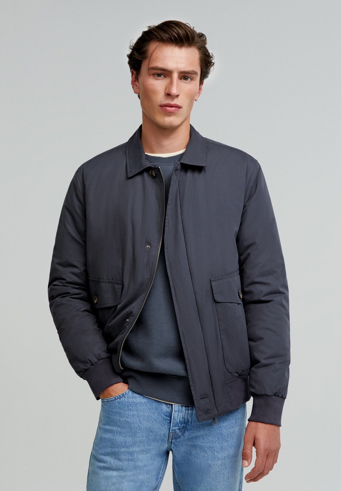 BOMBER JACKET WITH POCKETS