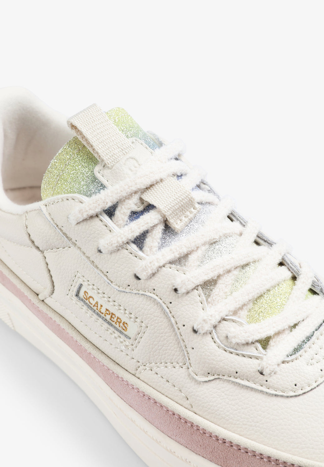 SNEAKERS DETALLE CONTRASTE SUELA PLATAFORMA - Scalpers