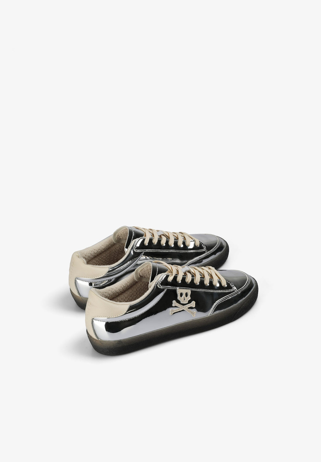 SNEAKERS METALIZADAS CALAVERA - Scalpers