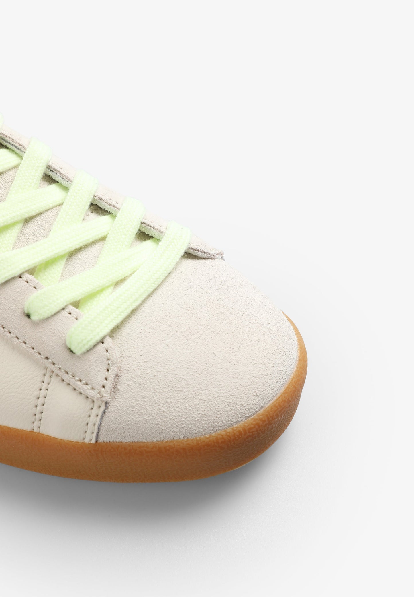 SNEAKERS BAJAS DETALLES CONTRASTE - Scalpers