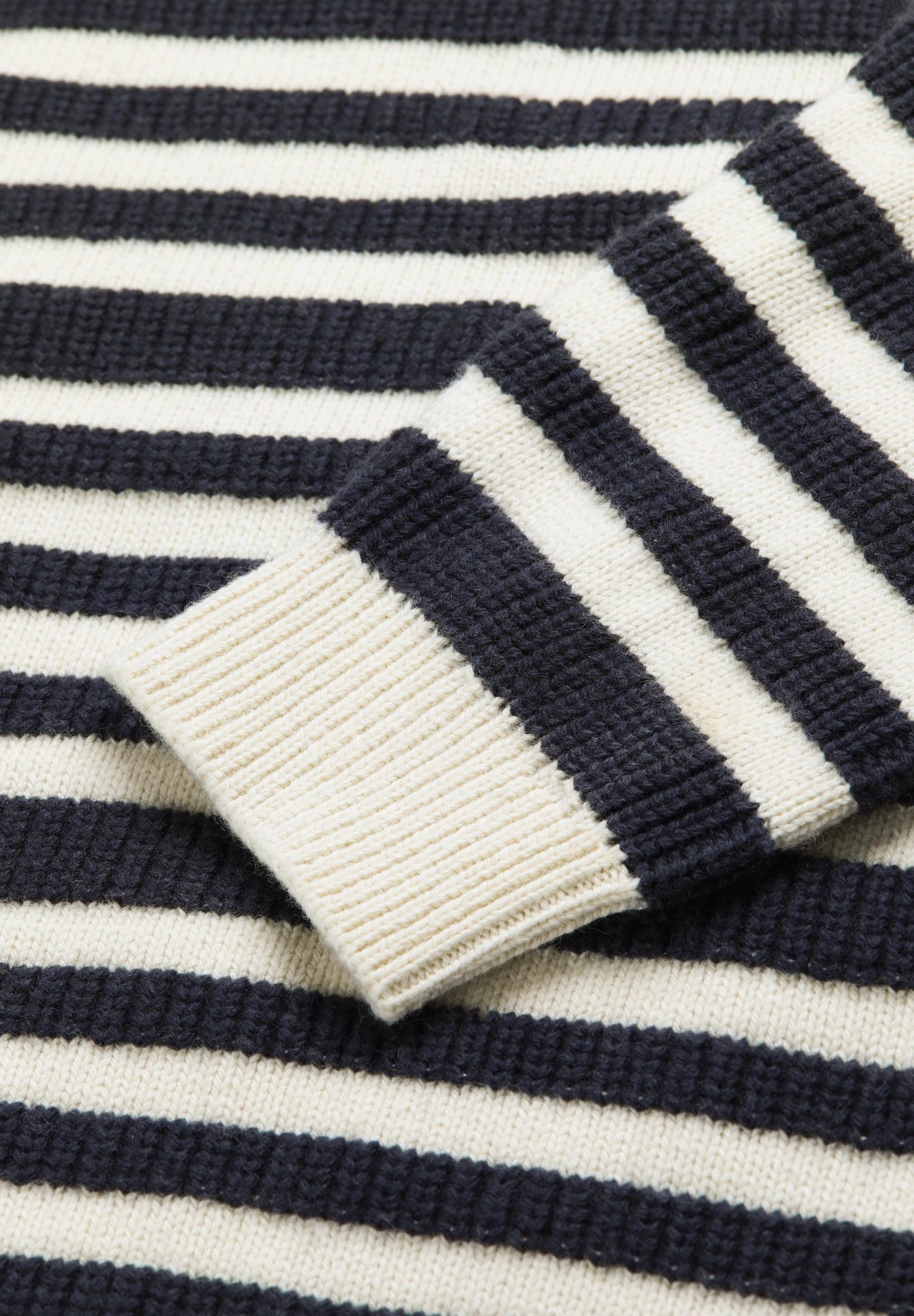 STRIPE SWEATER