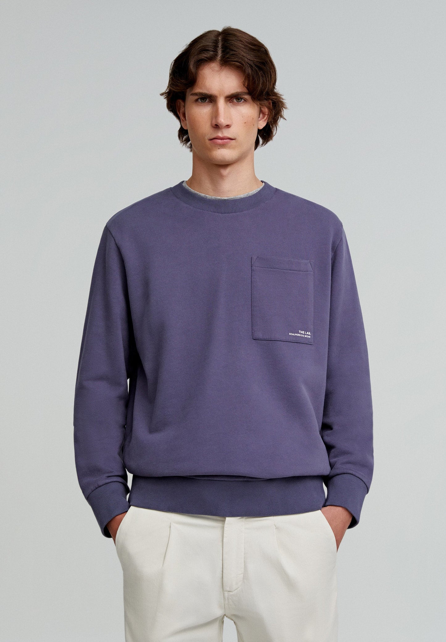 CREW POCKET SWEATER