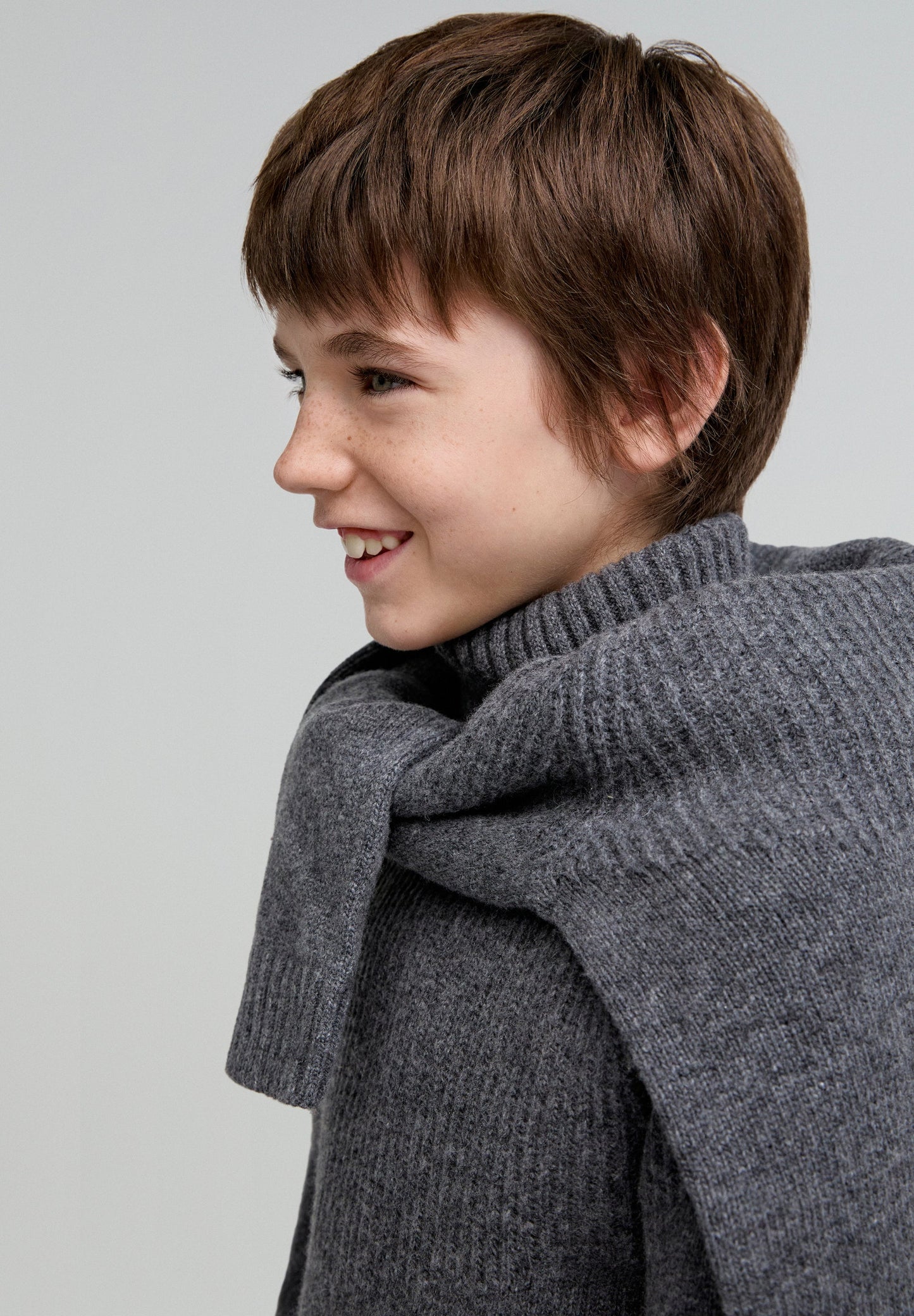 TRICOT POUR ENFANTS PETER ROLL