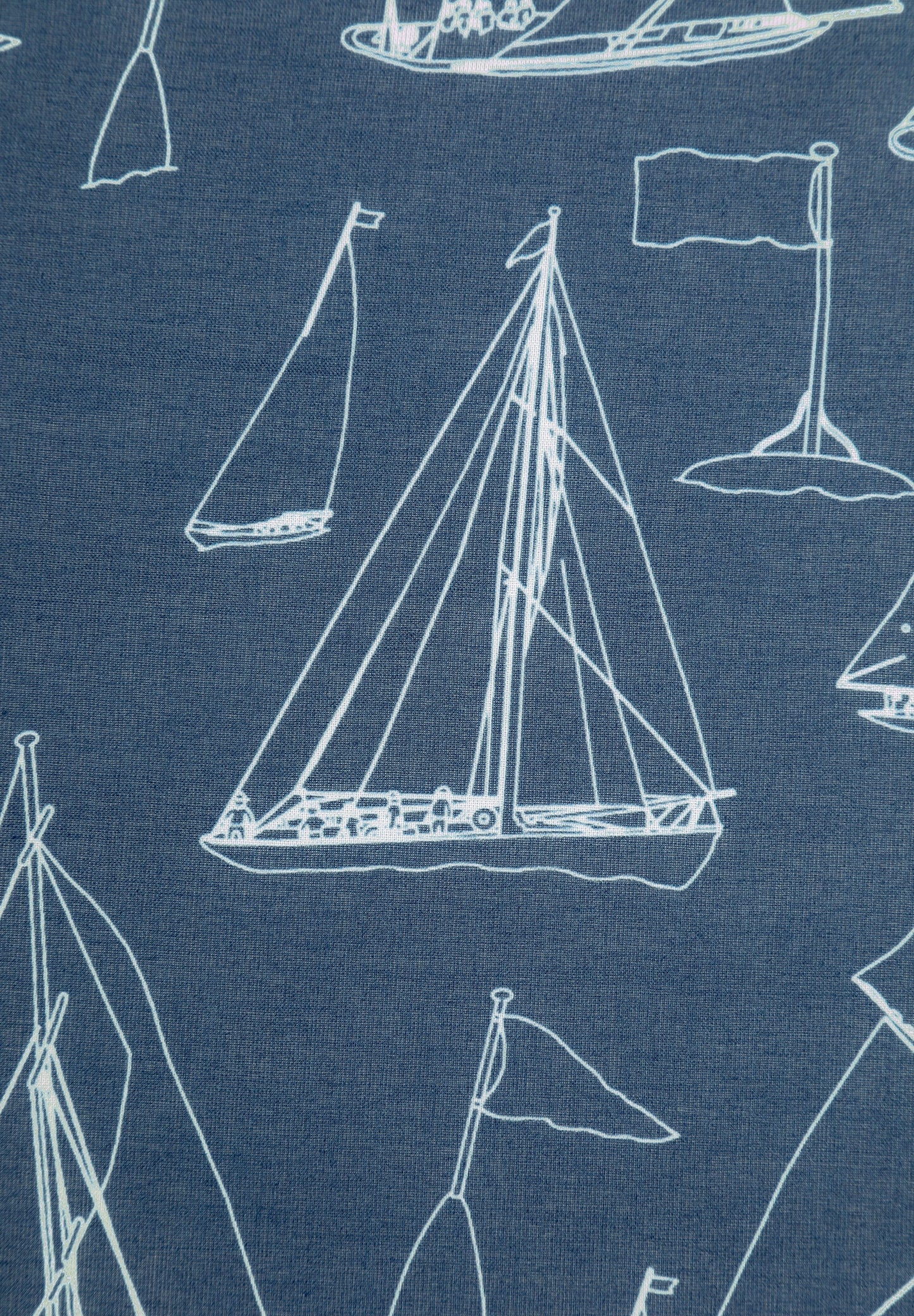 POCKET SQUARE WITH BOAT MOTIFS