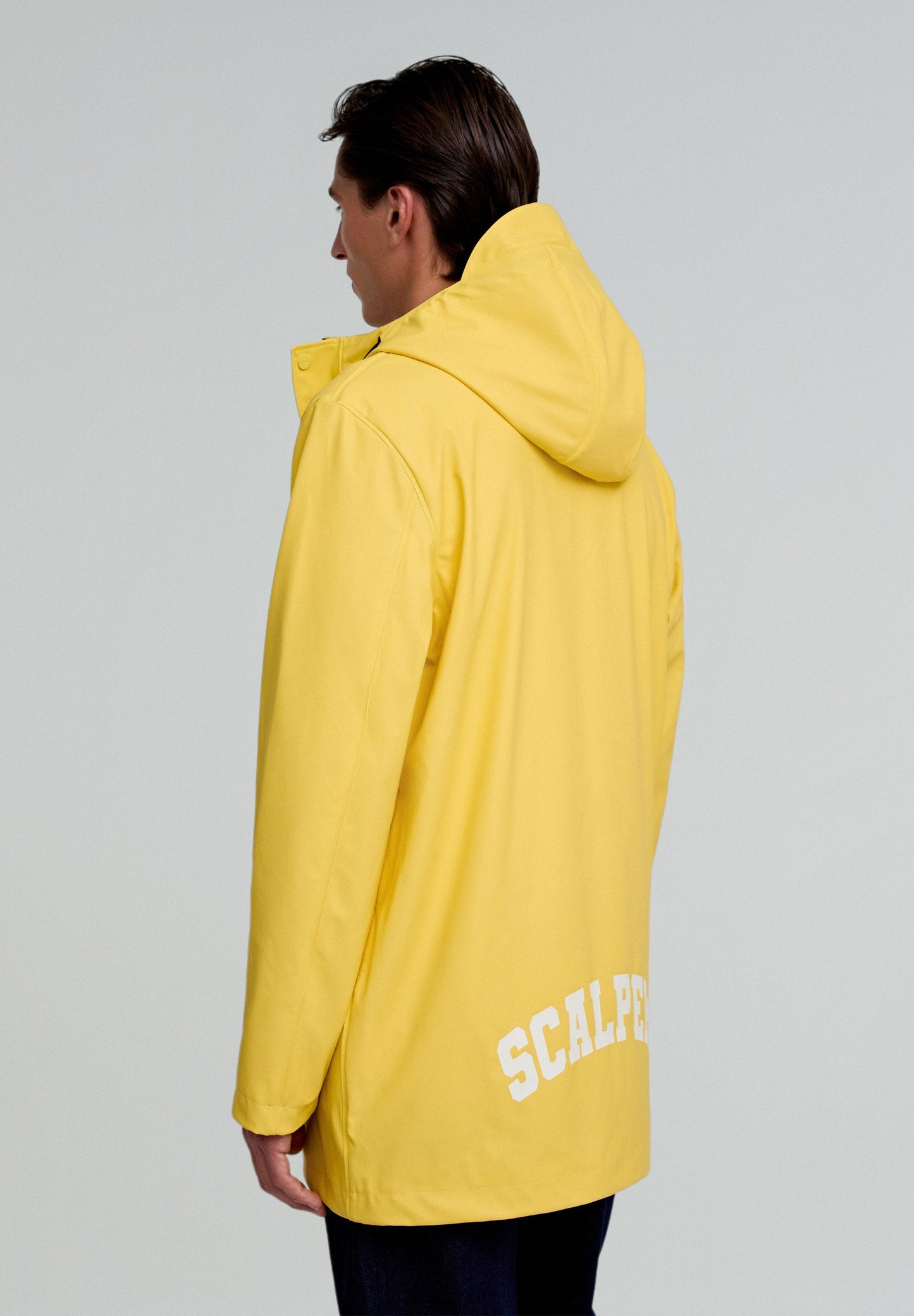 COLLEGE RAINCOAT