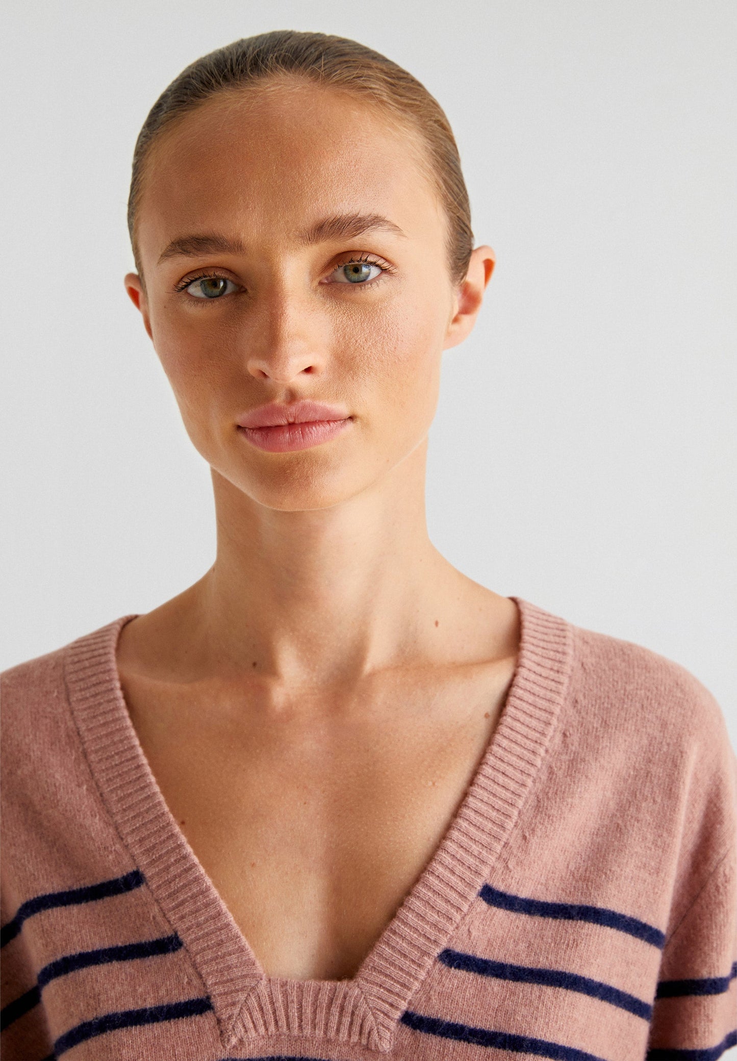 STRIPED SQUARE-CUT NECKLINE SWEATER