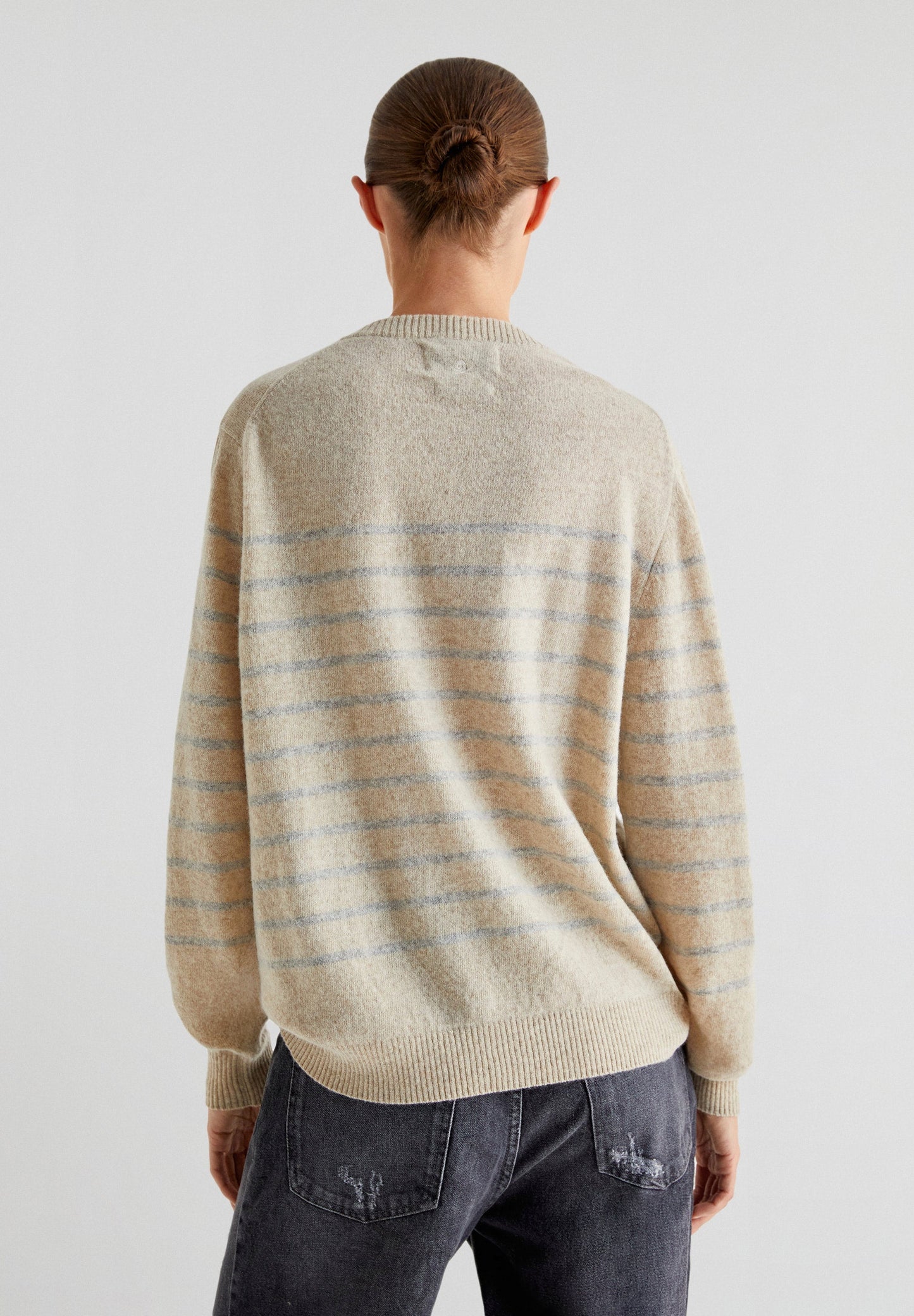 STRIPED SQUARE-CUT NECKLINE SWEATER