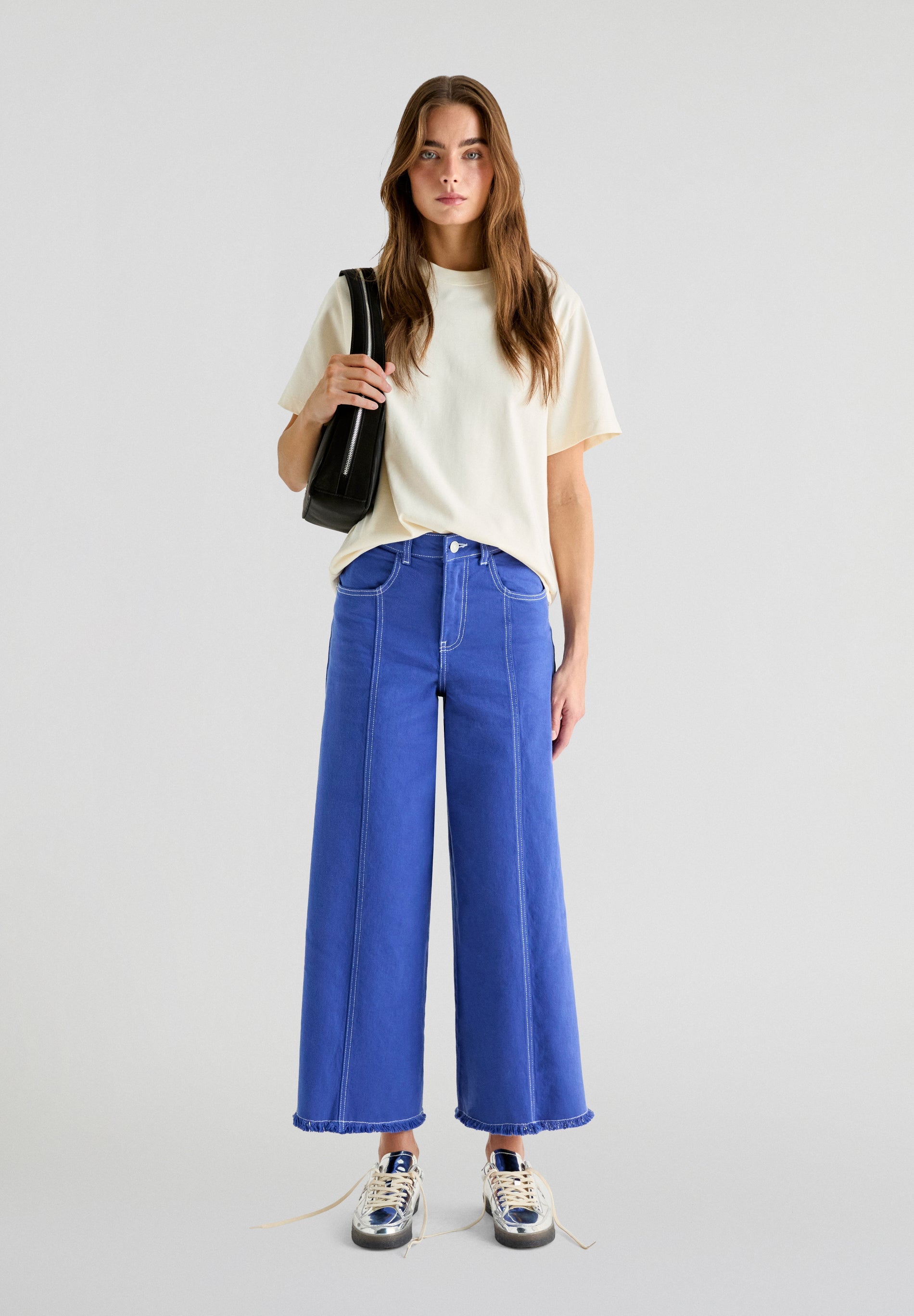 PANTALON CULOTTE EN DENIM AVEC COUTURE