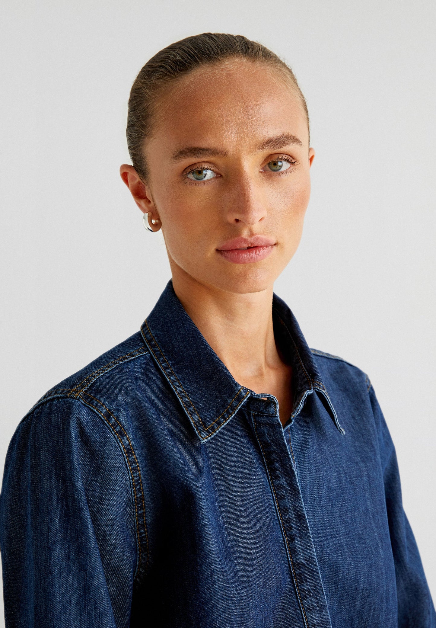 CHEMISE EN JEAN À BOUTONS