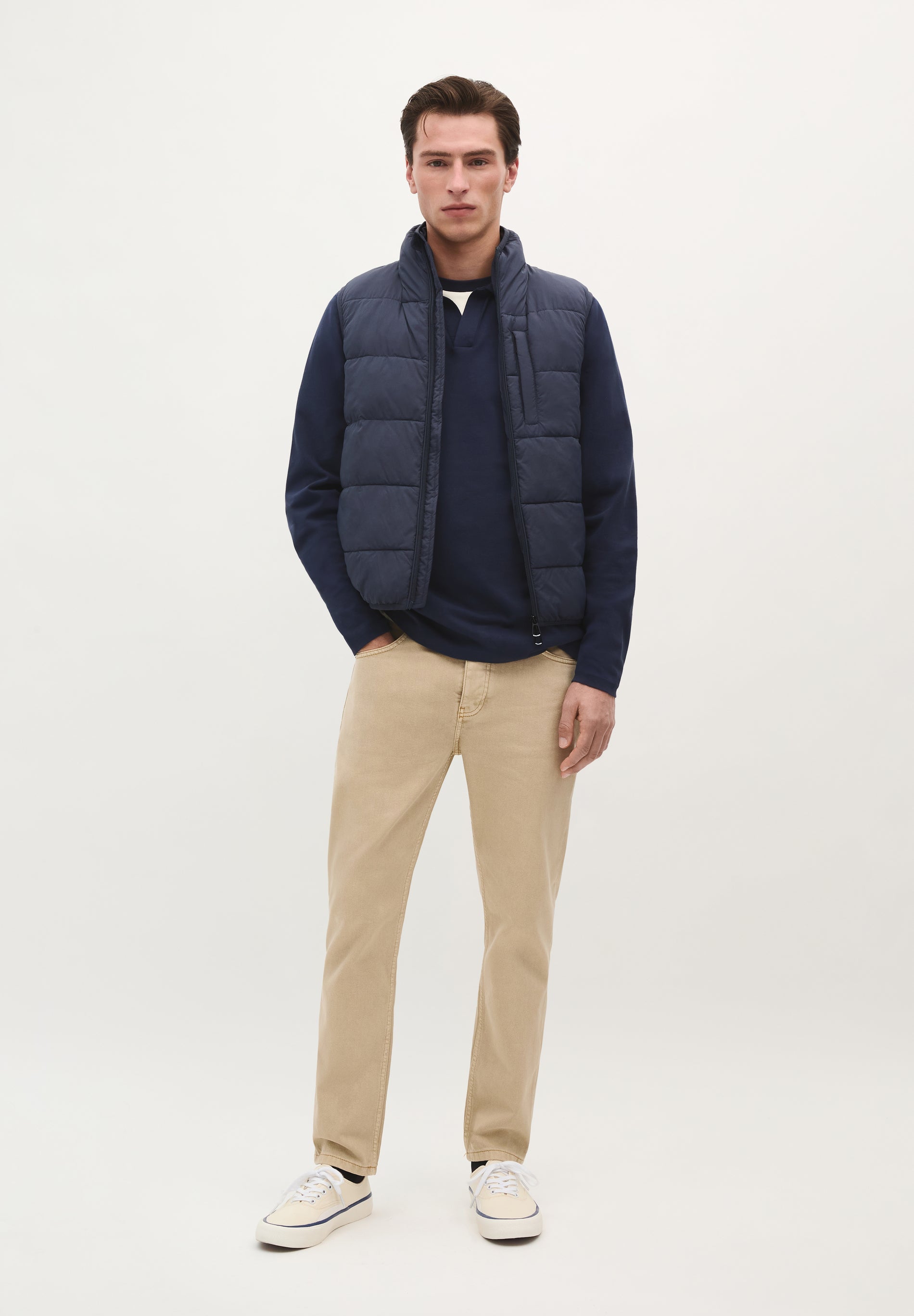 PUFFER GILET WITH POCKET