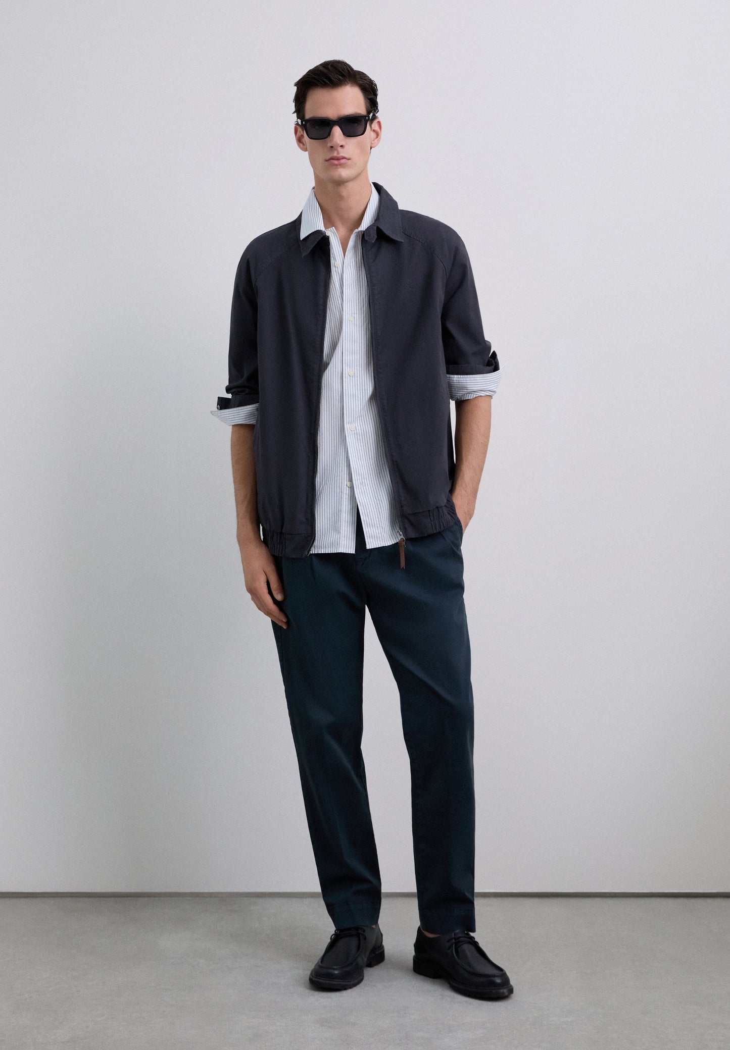 REGULAR FIT STRIPED SHIRT