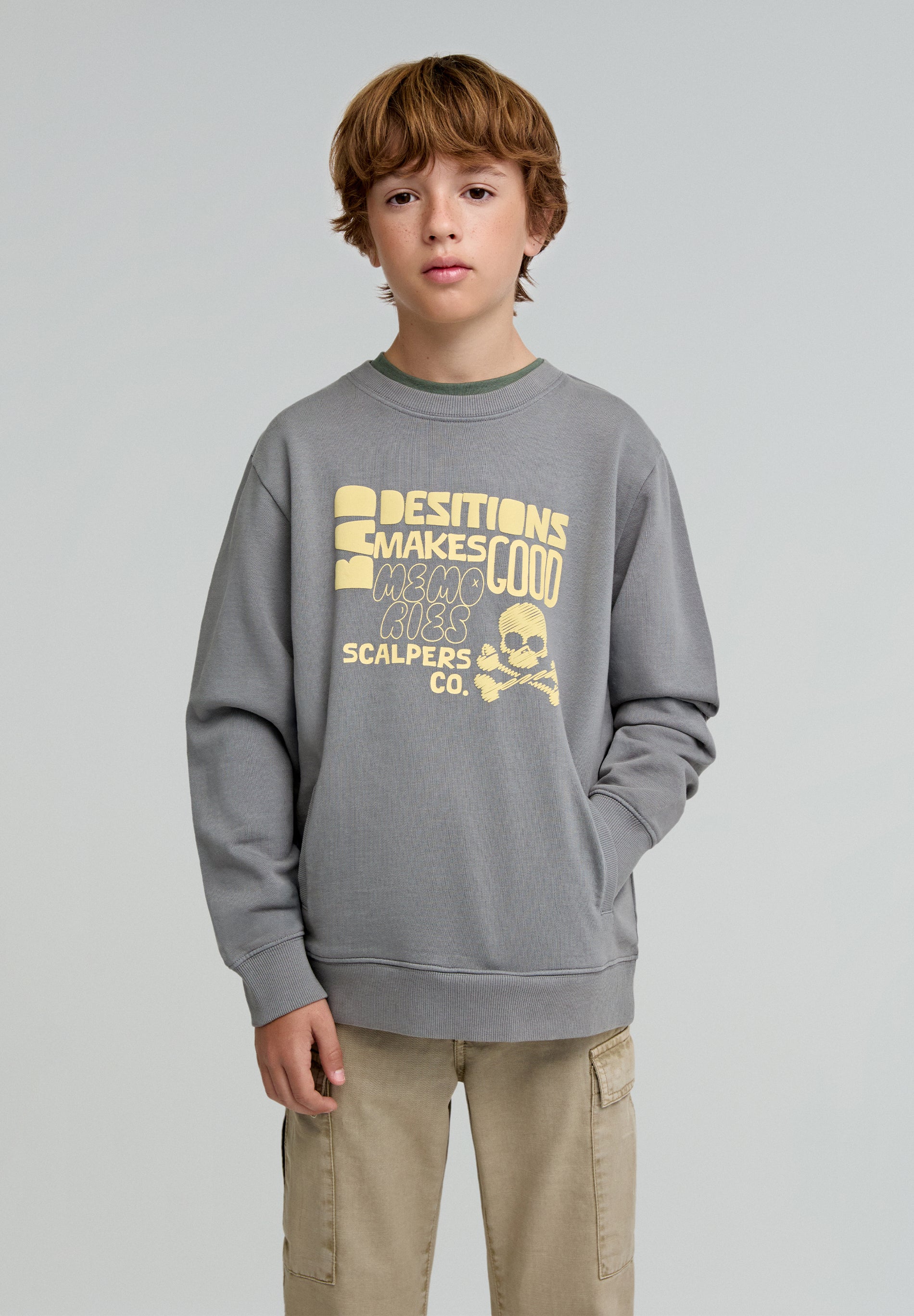 SWEATSHIRT WITH FRONT PRINT