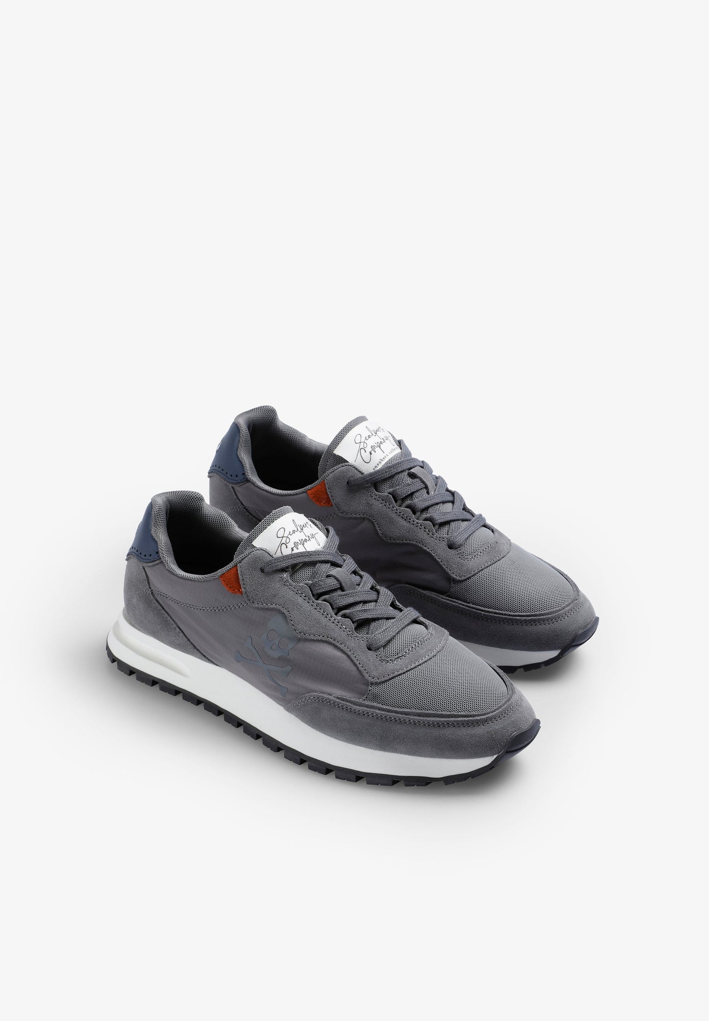 SNEAKERS LIGERAS CALAVERA CONTRASTE - Scalpers