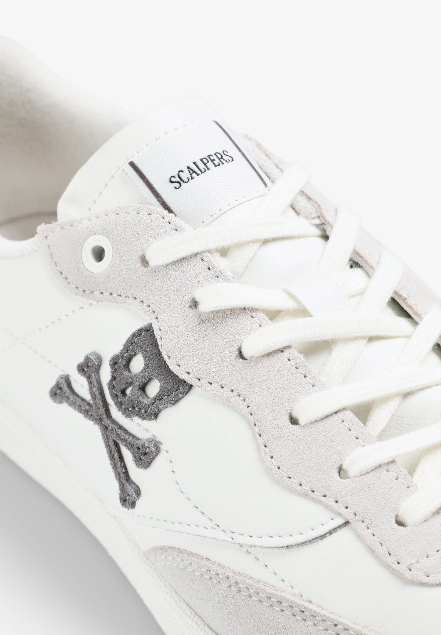 CLASSIC SOLE SKULL SNEAKERS