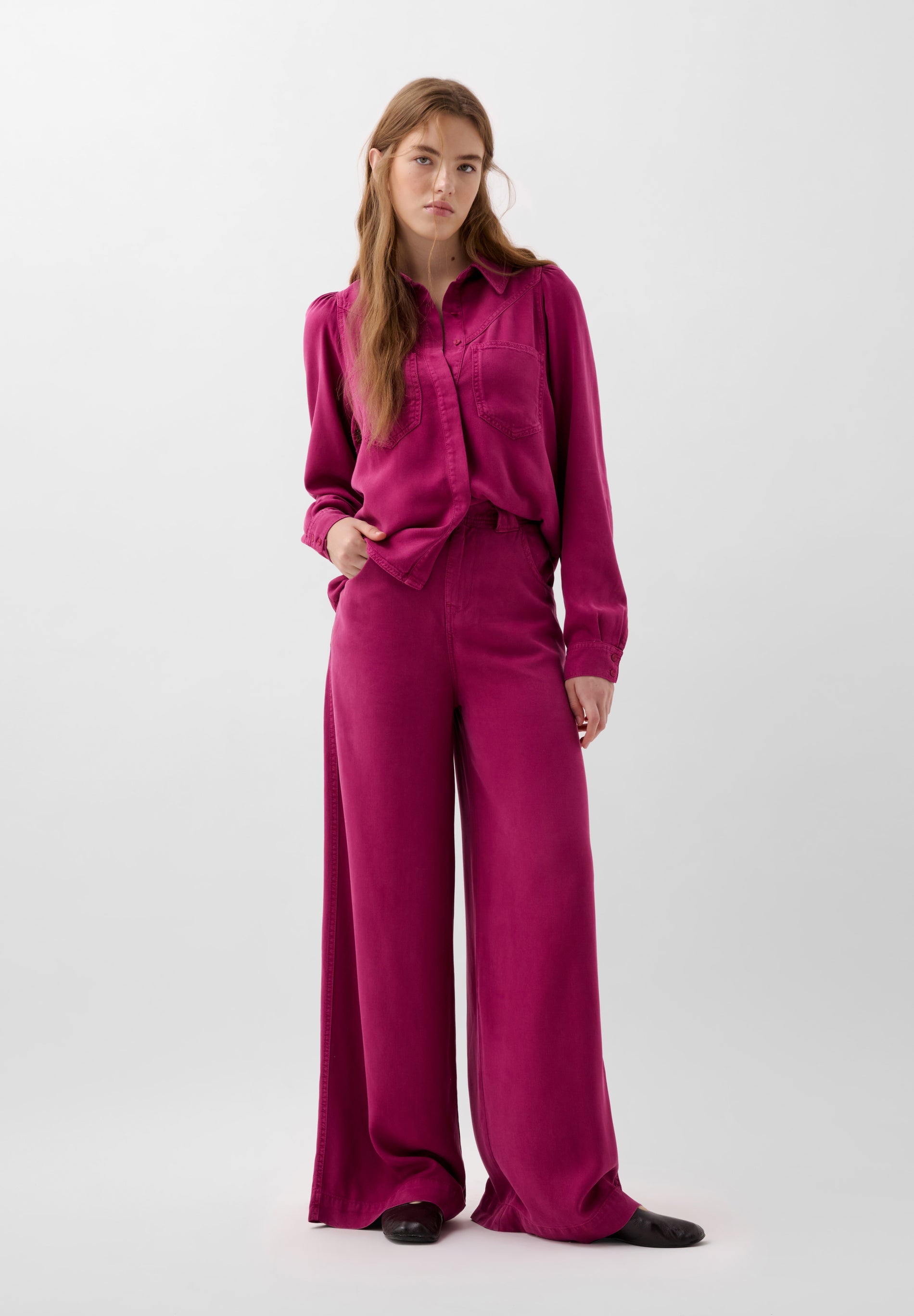 FULL LENGTH FLOWING TROUSERS