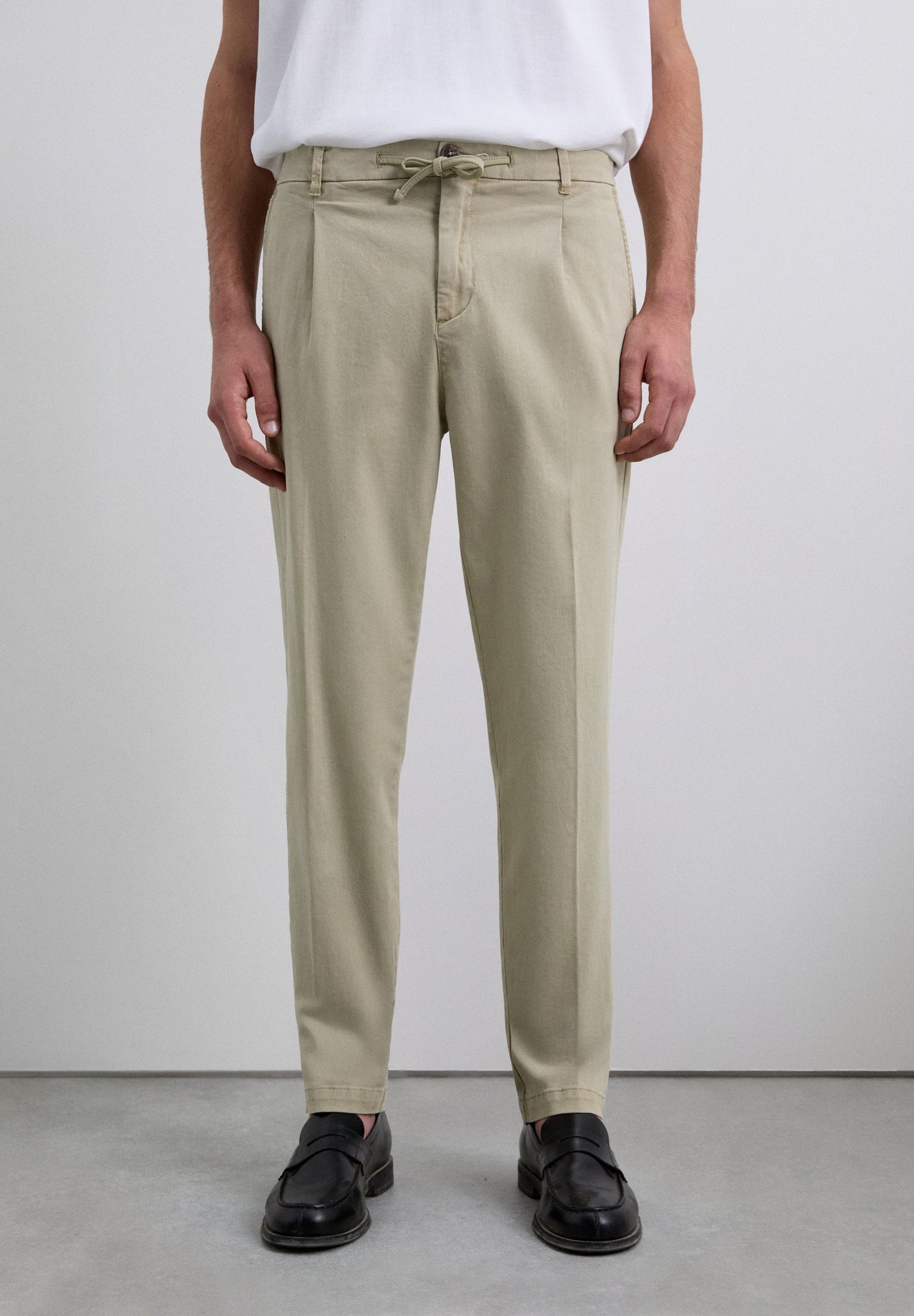RELAXED FIT TROUSERS