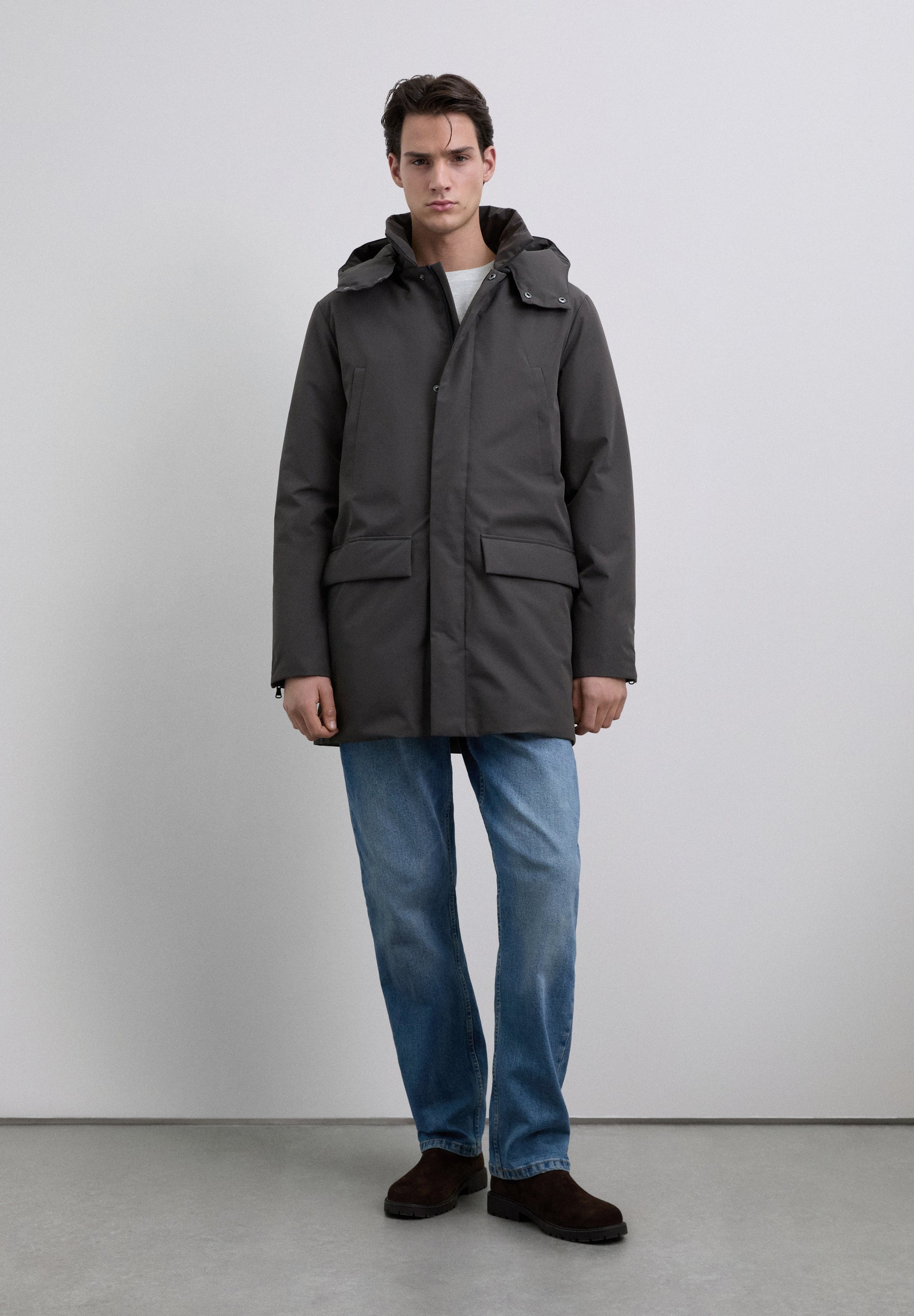 HOODED TECHNICAL PARKA WITH POCKETS