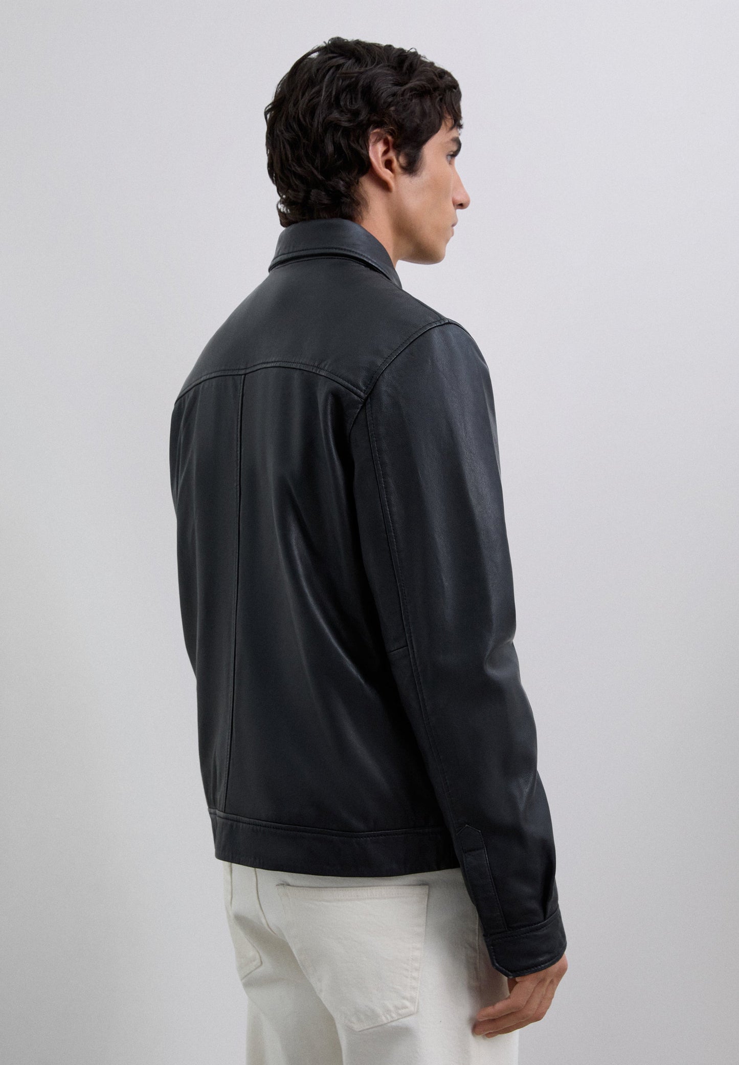 LEREN JACK OVERHEMDKRAAG