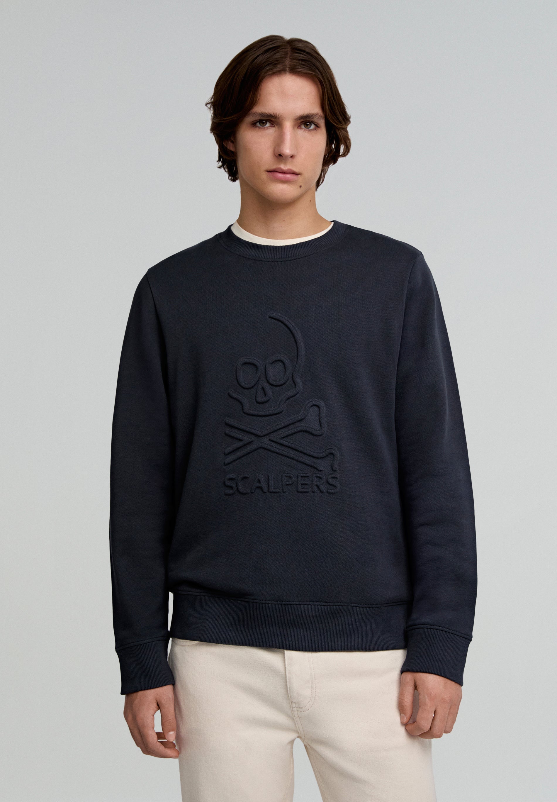 SWEATSHIRT WITH RAISED LOGO