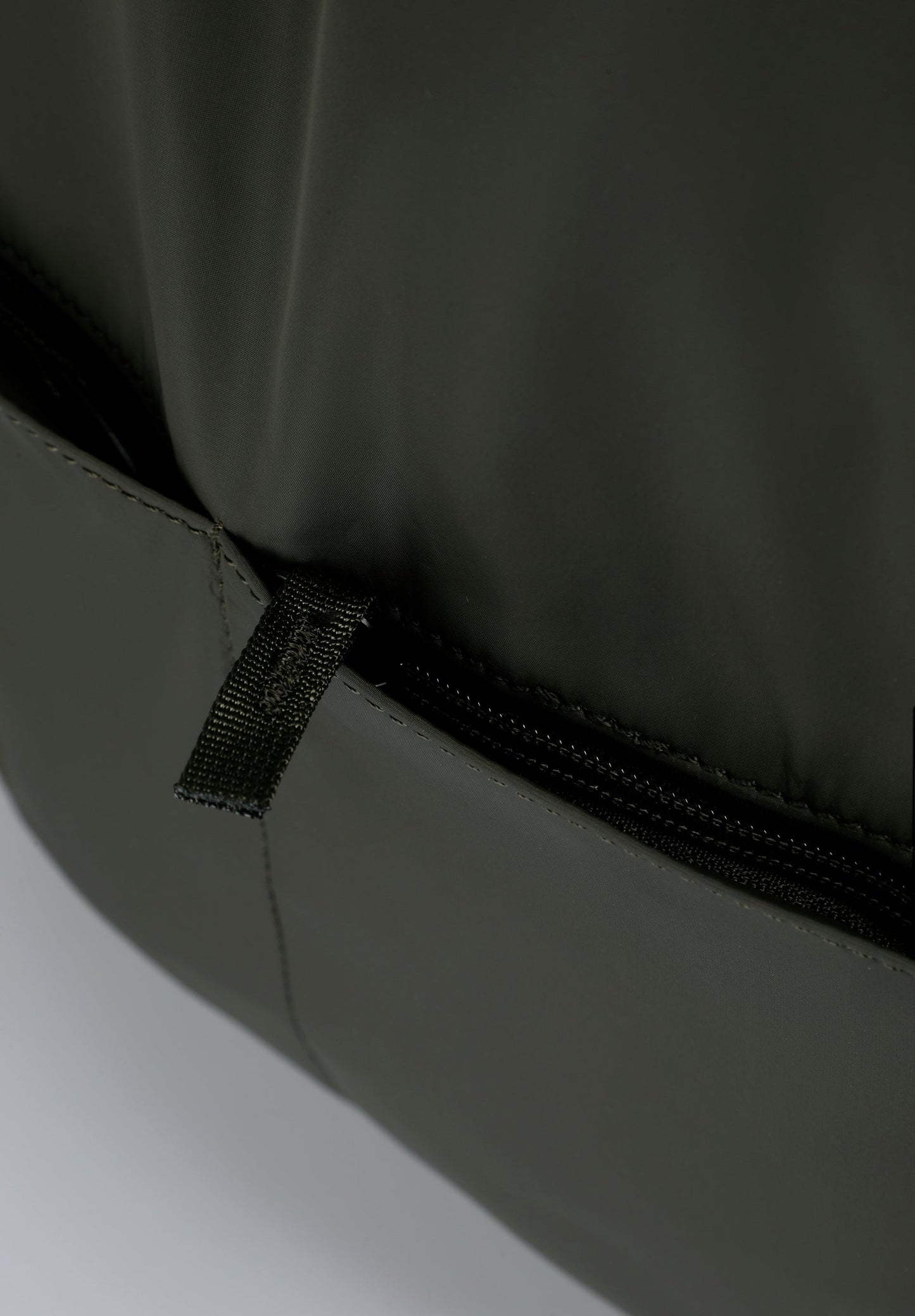 TECHNICAL BACKPACK WITH HOOK