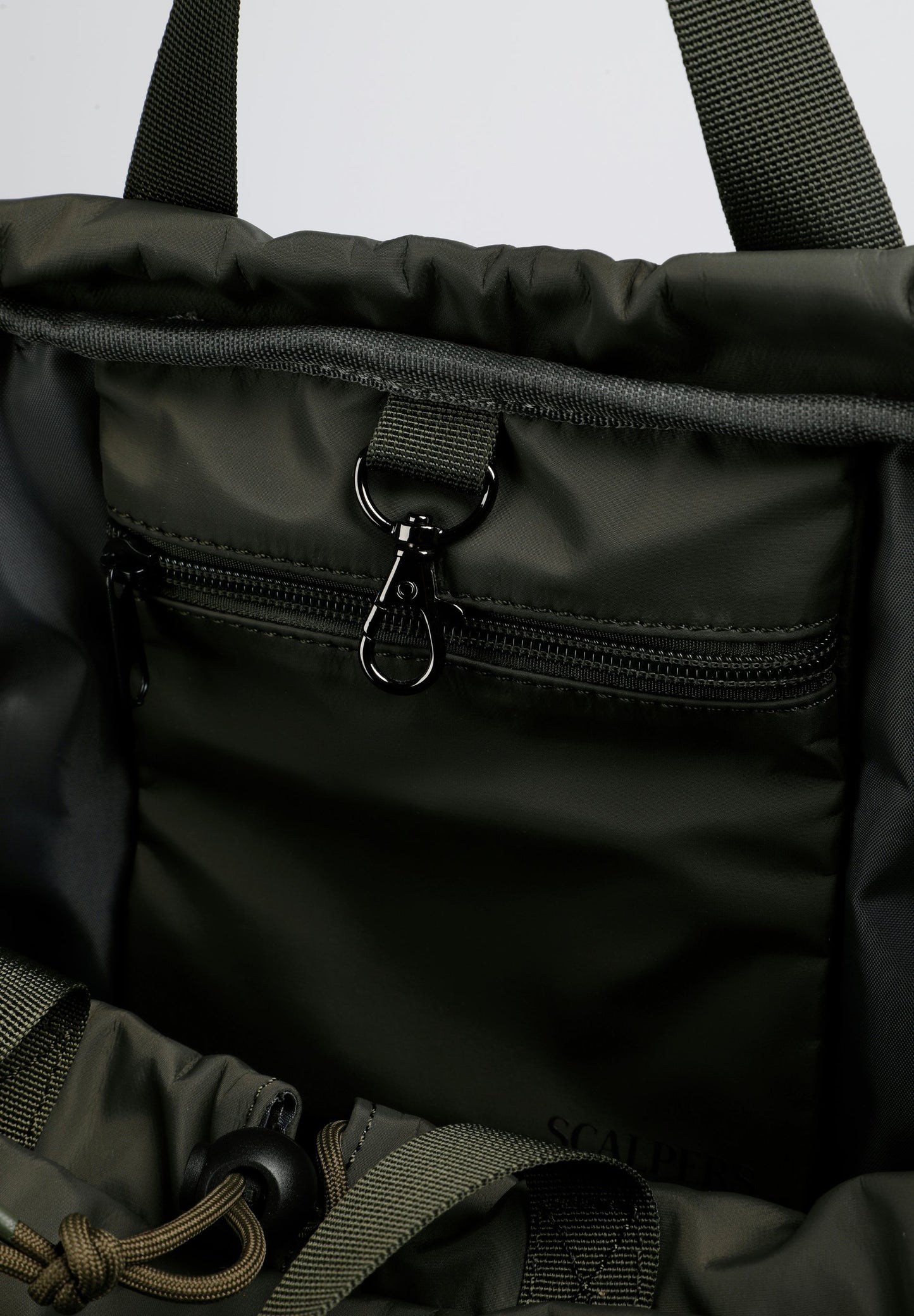 TECHNICAL BACKPACK WITH HOOK