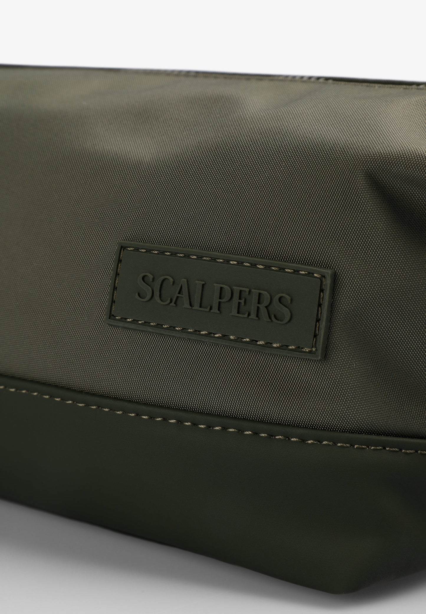 RUBBERISED TRAVEL TOILETRY BAG