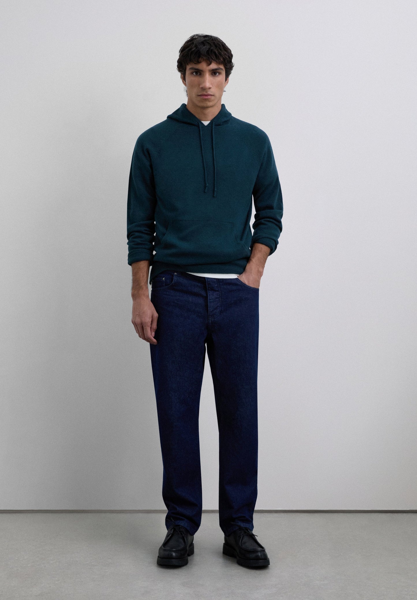 WOOL SWEATER WITH ADJUSTABLE HOOD