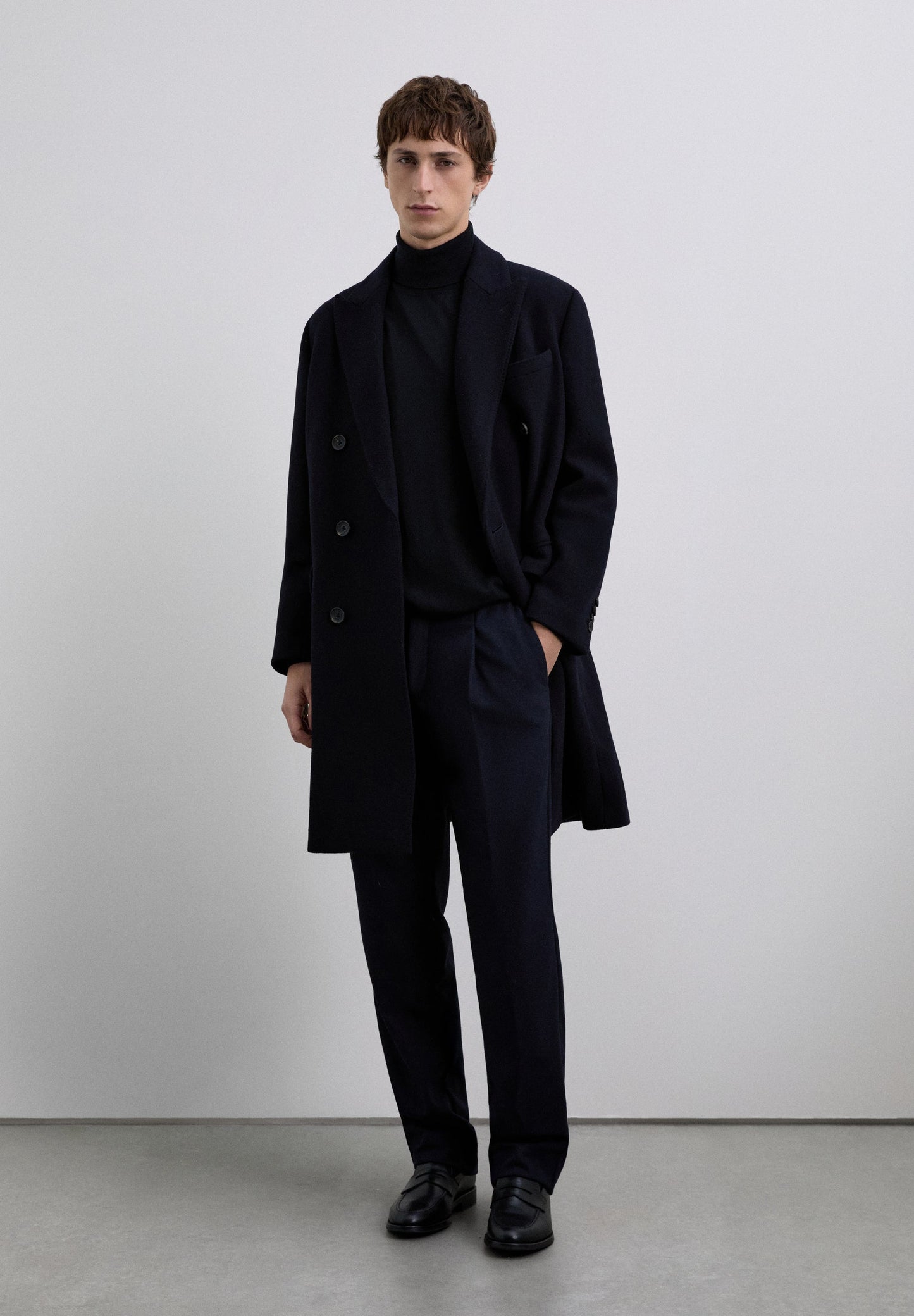 TURN-DOWN COLLAR SWEATER