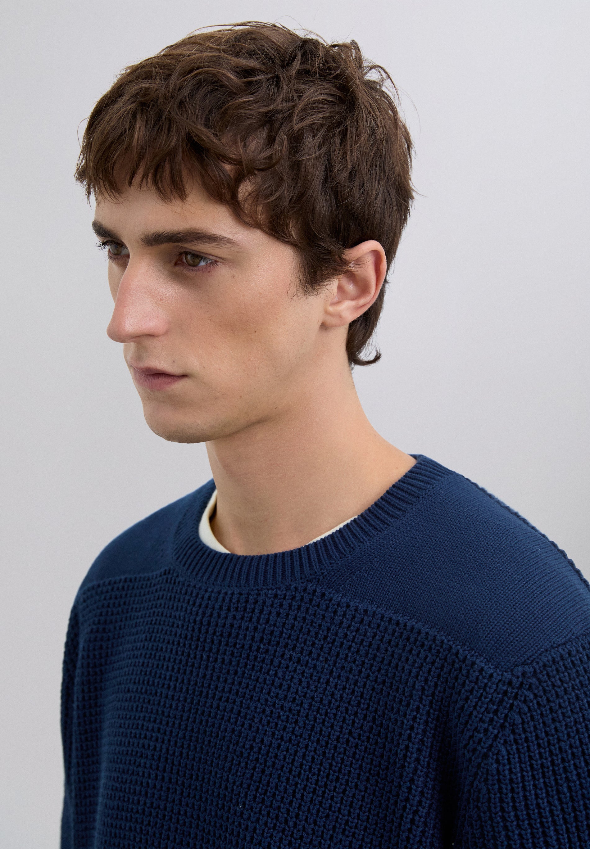 SWEATER WITH TEXTURED LOGO