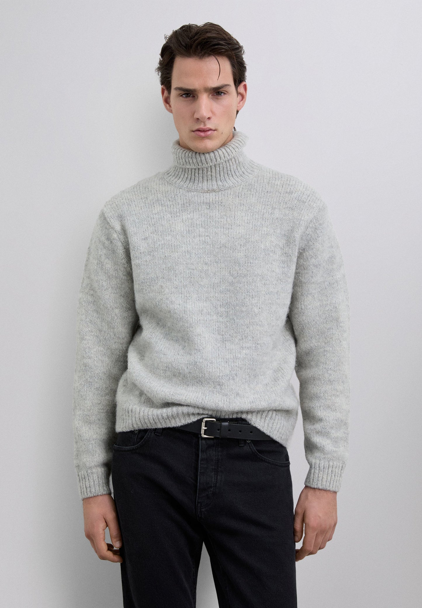 HIGH NECK WOOL SWEATER