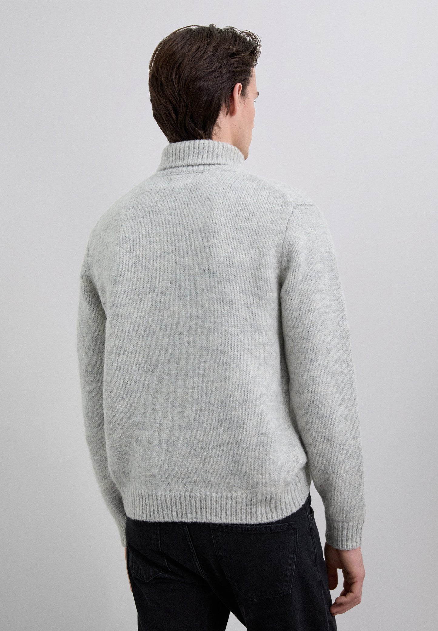HIGH NECK WOOL SWEATER