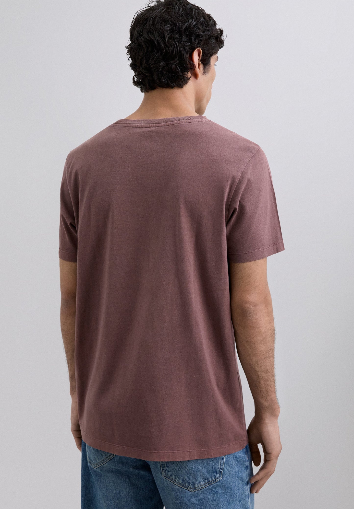 T-SHIRT WITH MATCHING EMBROIDERED SKULL