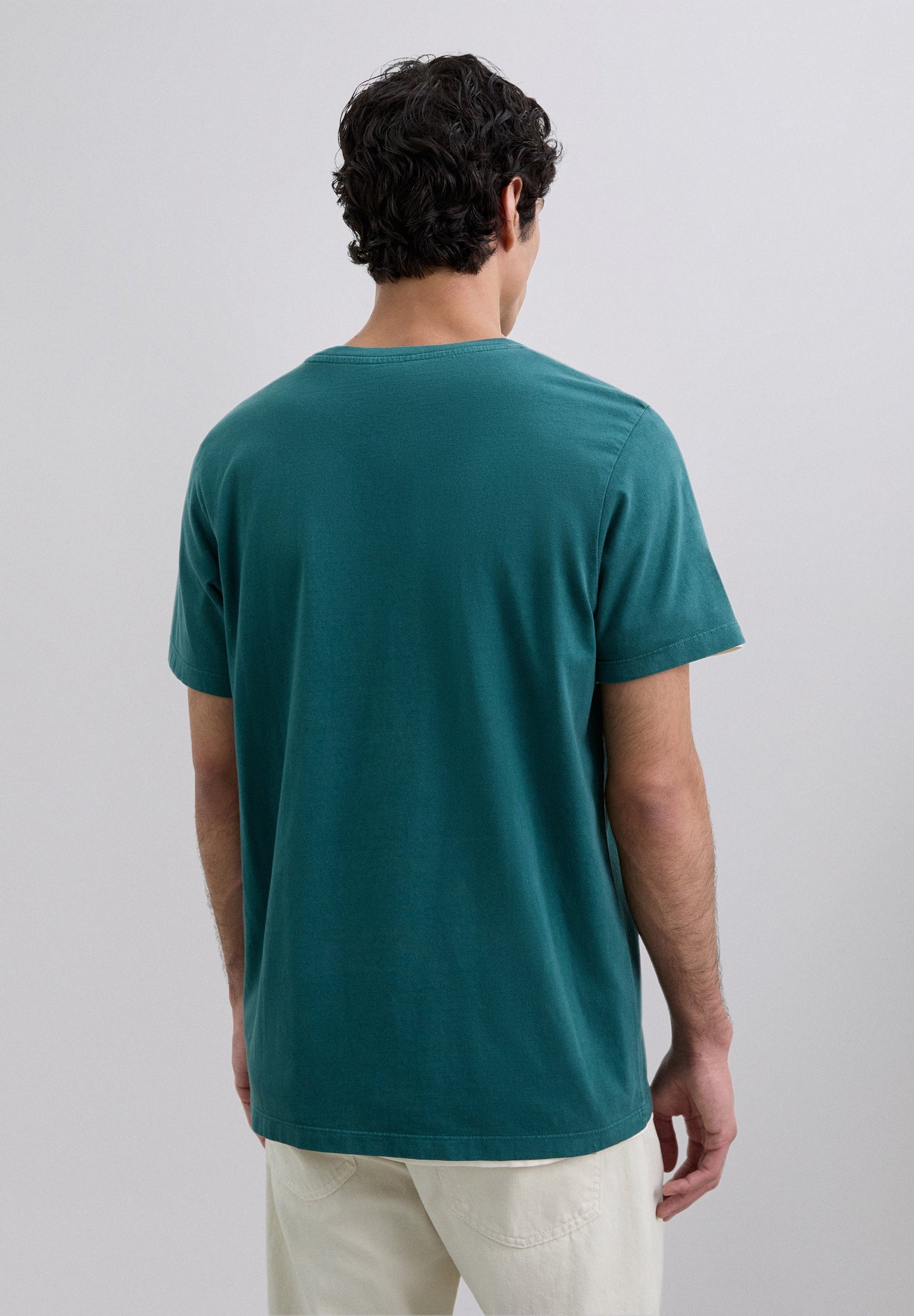 T-SHIRT WITH MATCHING EMBROIDERED SKULL